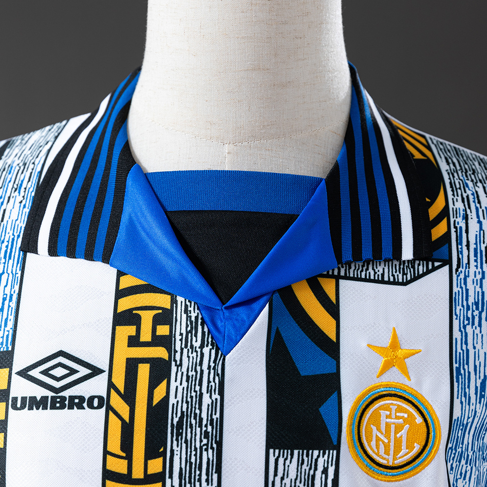 Inter Milan 1995/96 Away Retro Jersey – Vintage Replica Football Soccer Shirt – S–XXL
