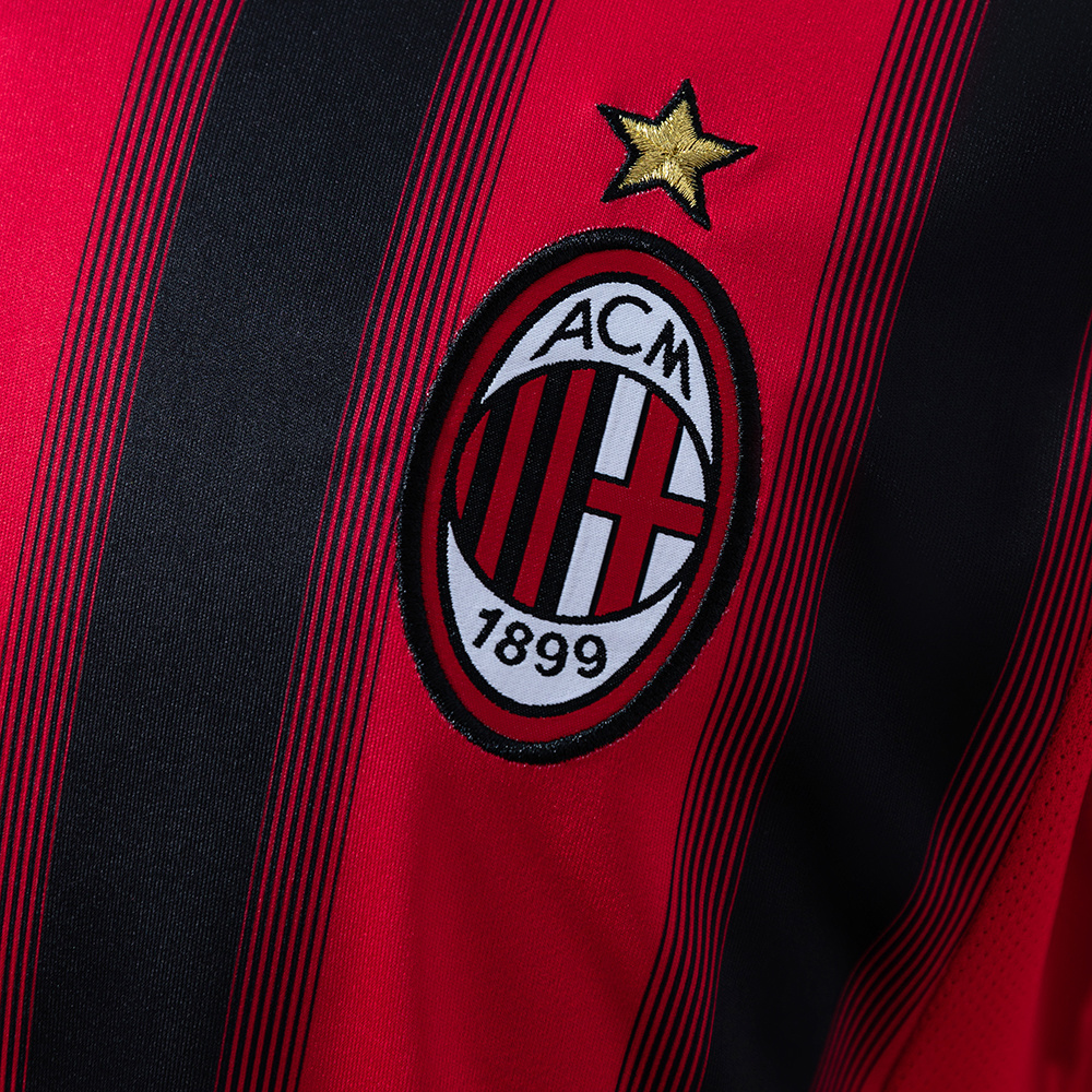 AC Milan 2004/05 Home Retro Jersey – Vintage Replica Football Soccer Shirt – S–XXL