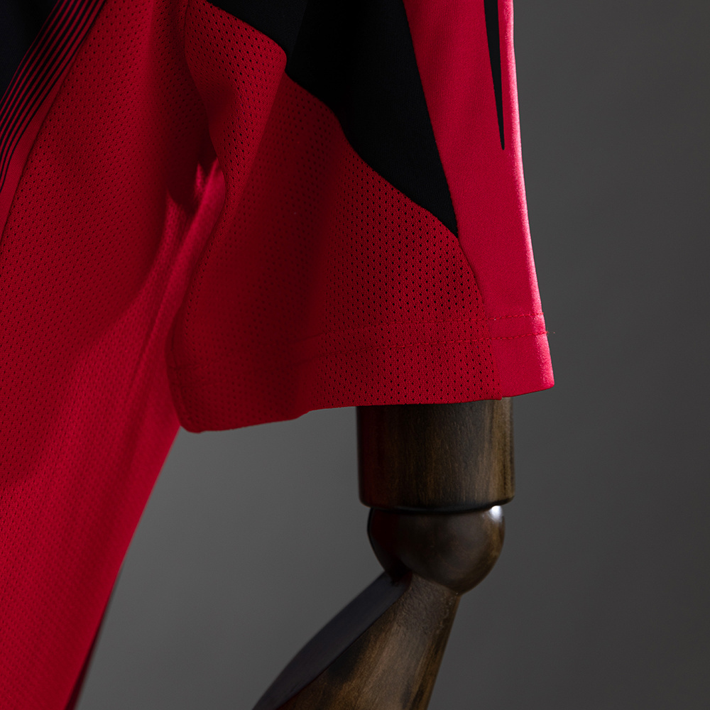 AC Milan 2004/05 Home Retro Jersey – Vintage Replica Football Soccer Shirt – S–XXL