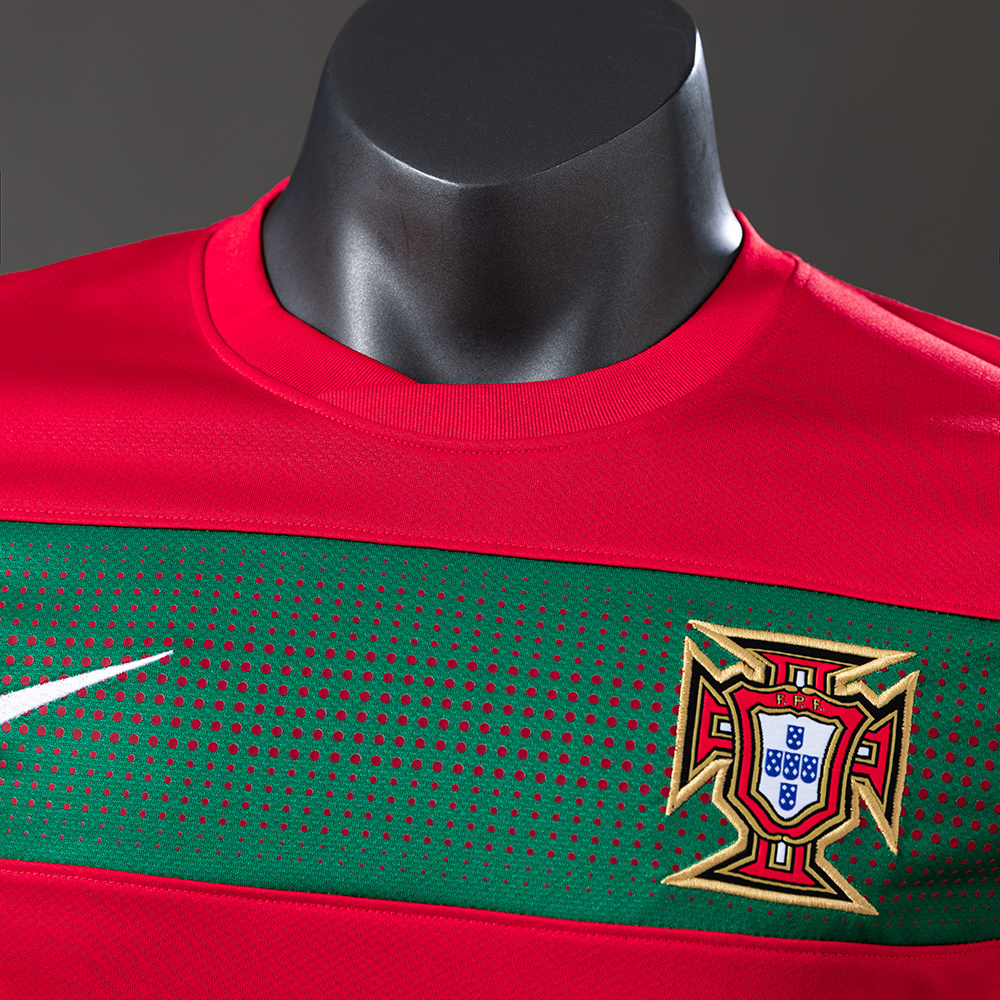 Portugal 2010 Player Version Retro Home Jersey – Vintage Replica Football Soccer Shirt – S–3XL