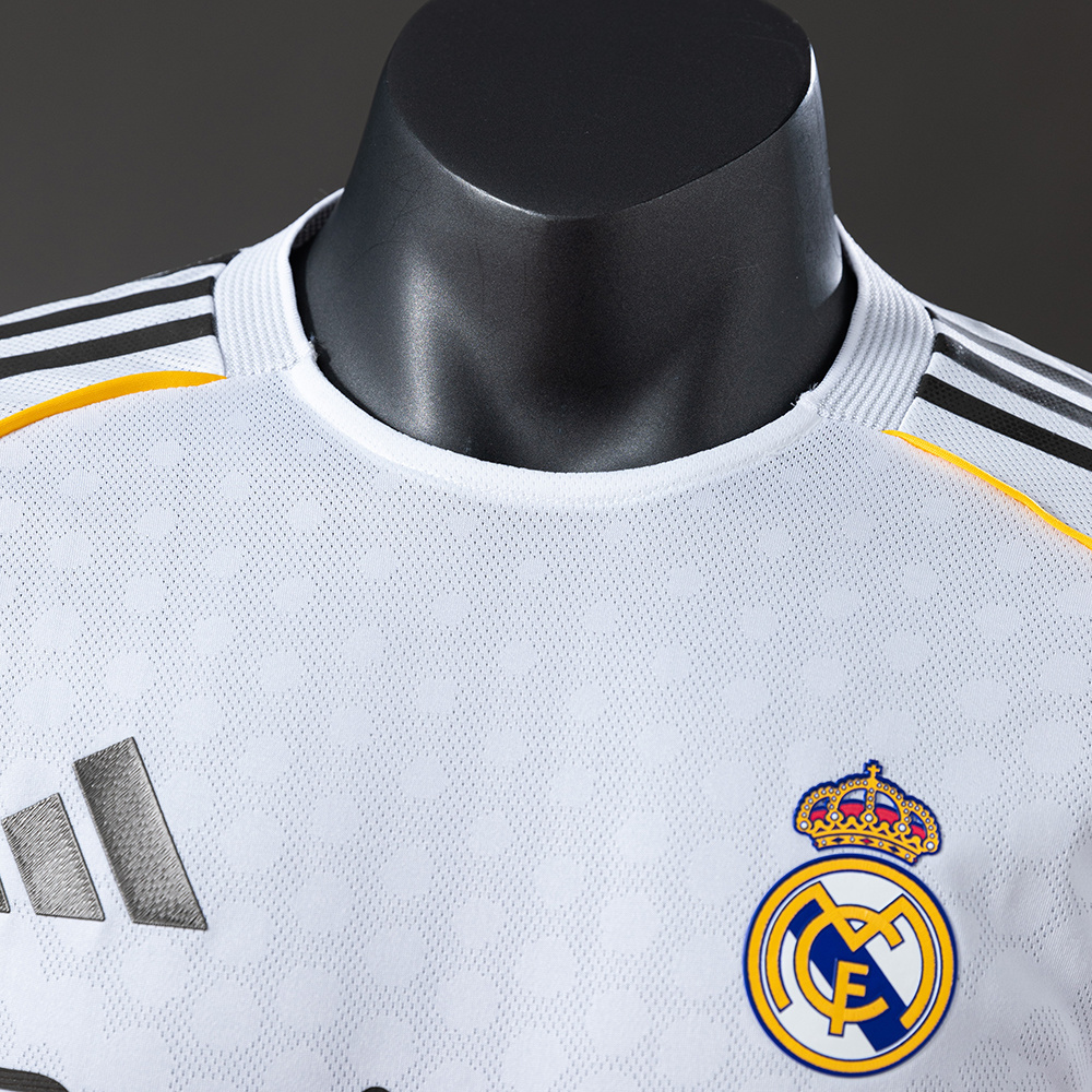 Real Madrid 25/26 Home Long Sleeve Player Version Jersey – Replica Football Soccer Shirt – Size S–3XL