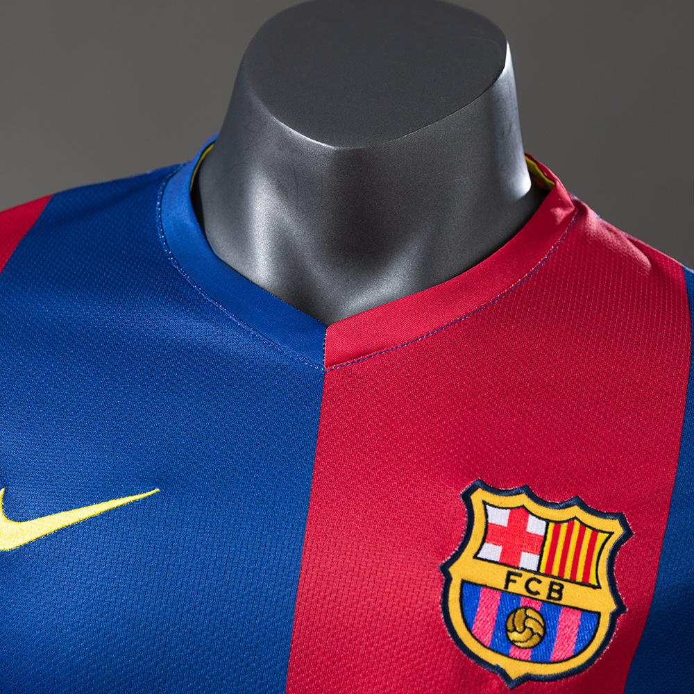 Barcelona 2006/07 Player Version Retro Home Jersey – Vintage Replica Football Soccer Shirt – S–3XL