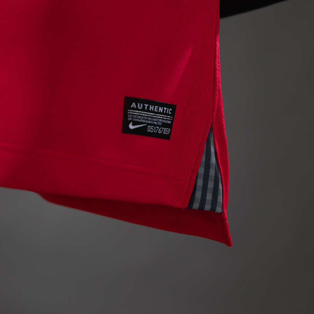 Manchester United 2013/14 Player Version Retro Home Jersey – Vintage Replica Football Soccer Shirt – S–3XL