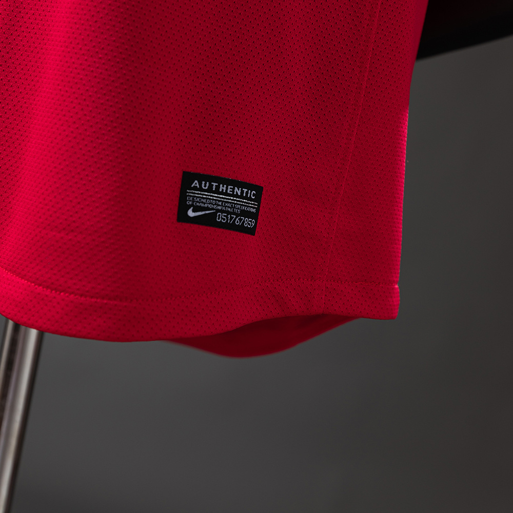 Manchester United 2011/12 Player Version Retro Home Jersey – Vintage Replica Football Soccer Shirt – S–3XL