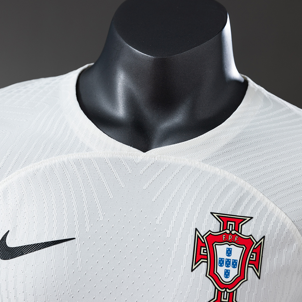 Portugal 2022 Home Player Version Jersey – Replica Football Soccer Shirt – S–3XL
