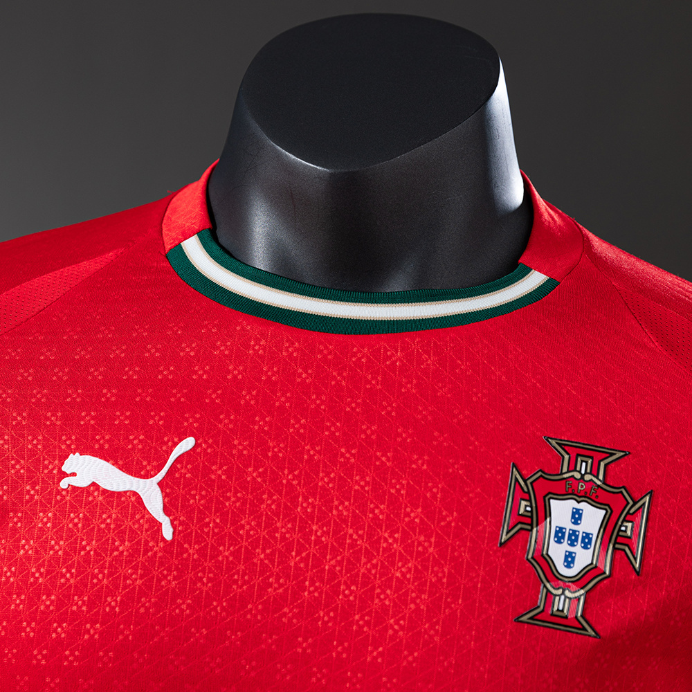 Portugal 2025 Home Long Sleeve Player Version Jersey – Replica Football Soccer Shirt – S–3XL