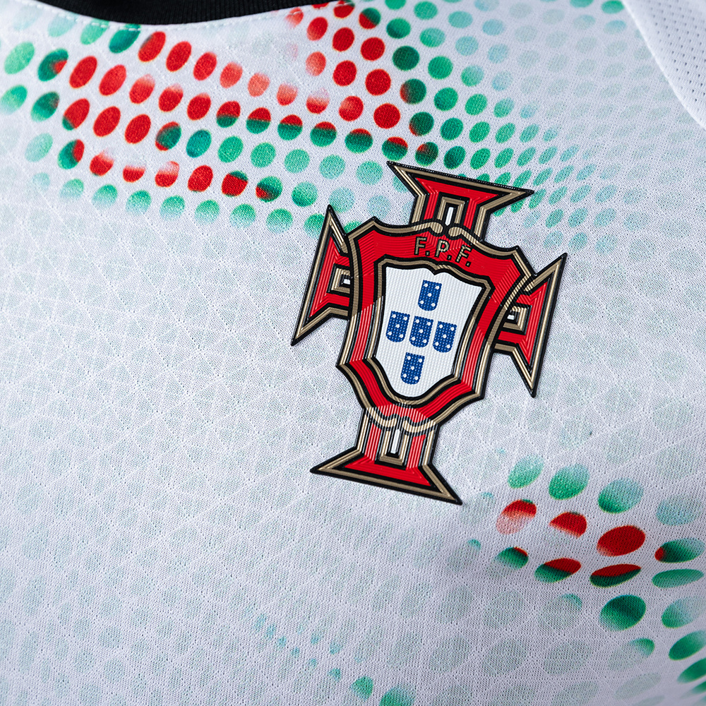 Portugal 2025 Away Long Sleeve Player Version Jersey – Replica Football Soccer Shirt – S–3XL