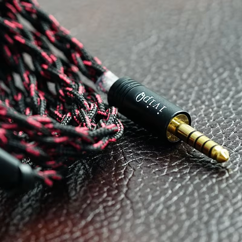 Headphones and headphone cables