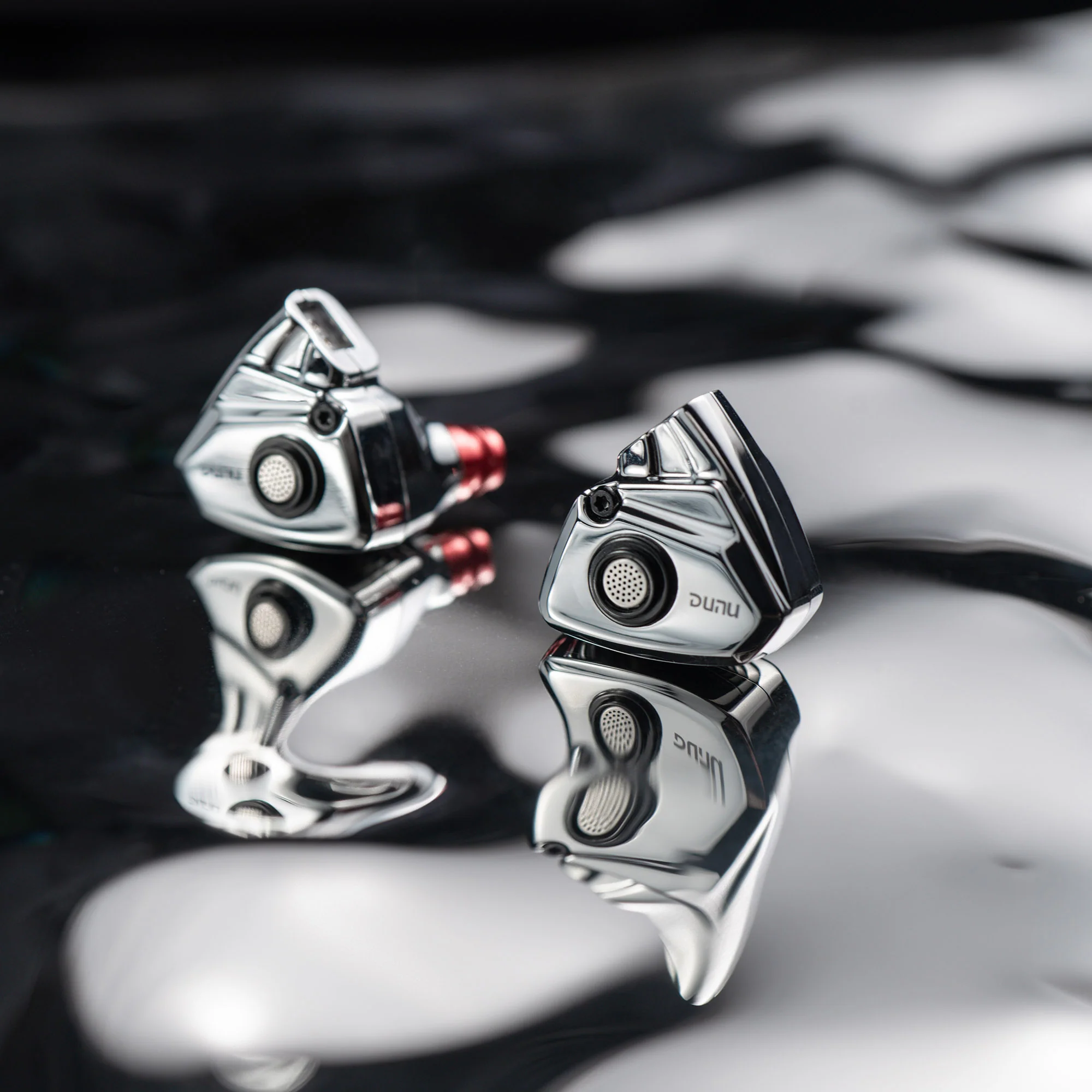 DUNU TITAN S Dynamic In-Ear Earphones - GreshamTech