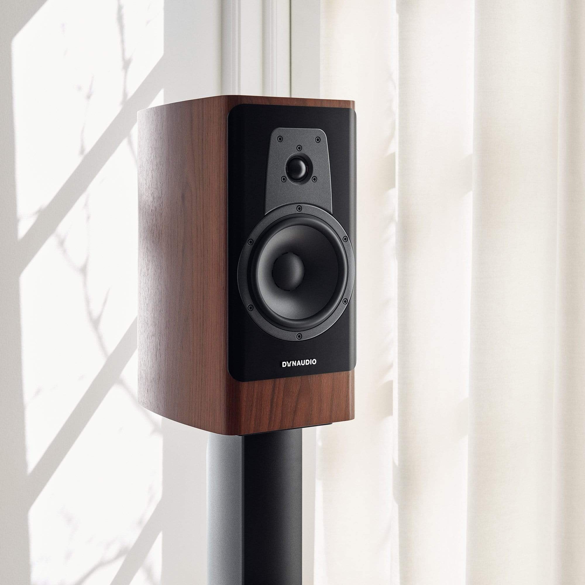 Dynaudio Contour 20i Standmount Speakers - GreshamTech