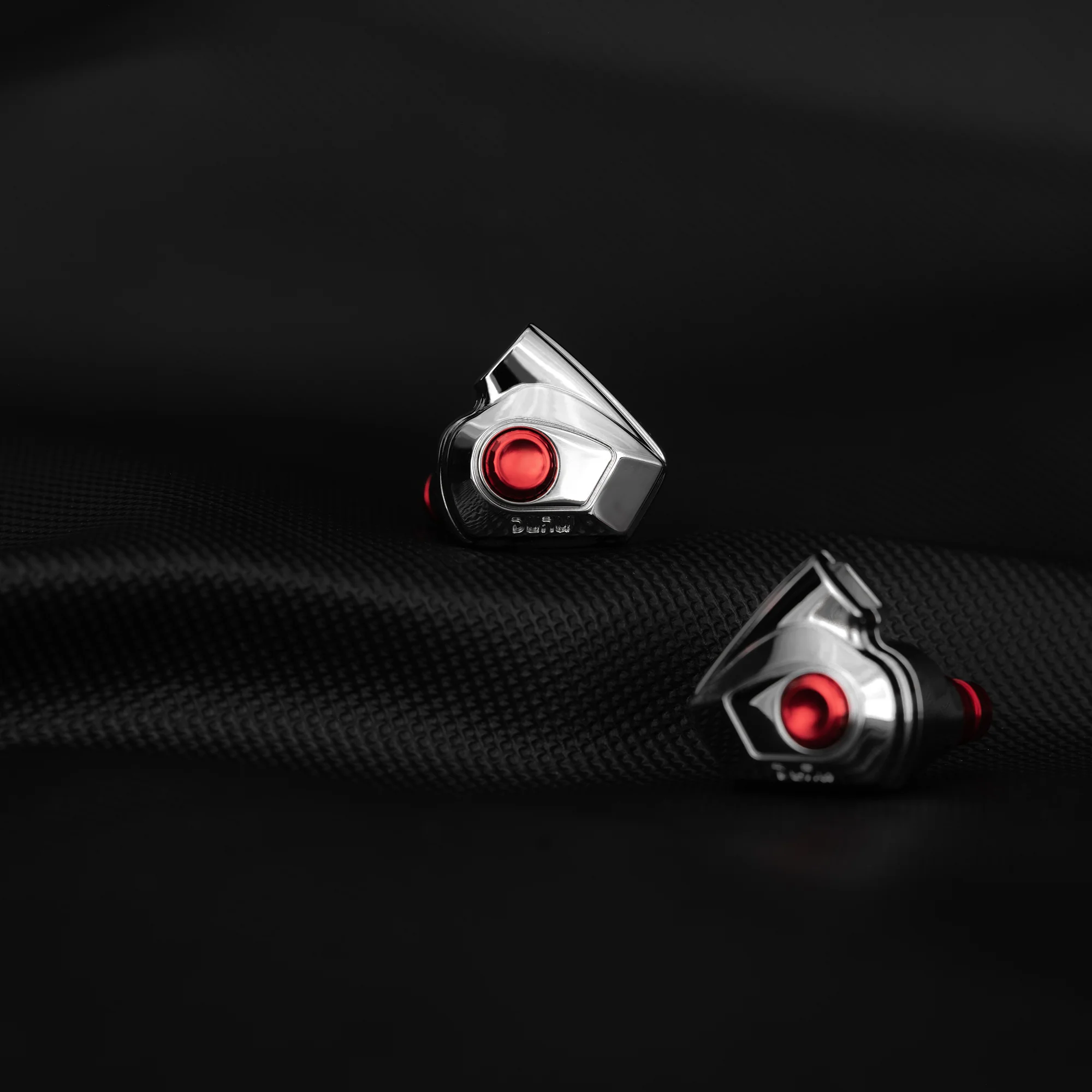 DUNU Titan S2 In-Ear Earphones - GreshamTech