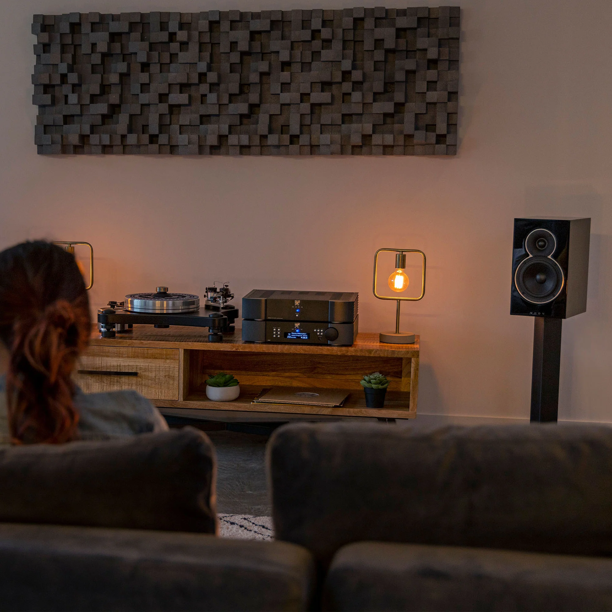 Simaudio MOON Voice 22 Loudspeakers Pair - GreshamTech