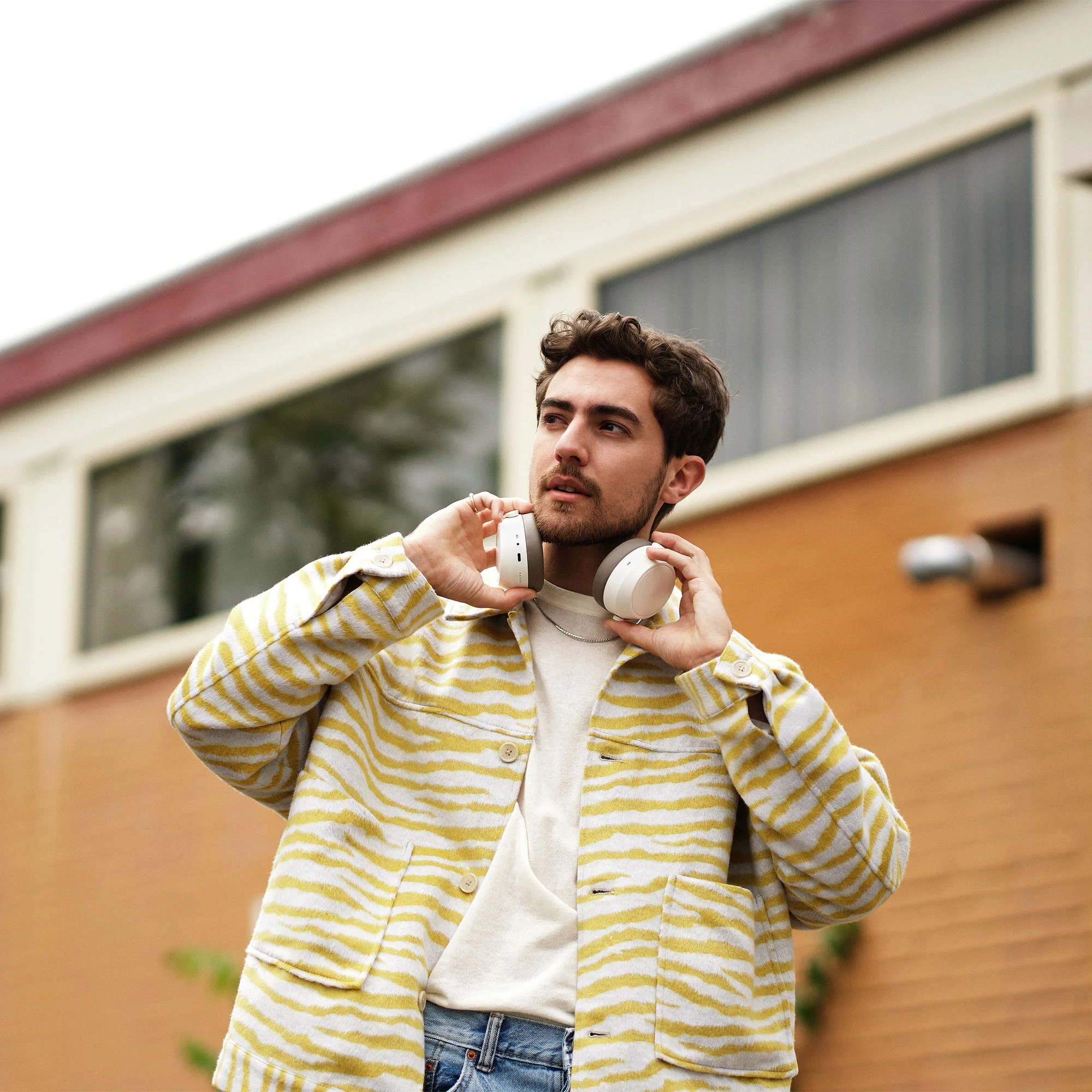 Sennheiser Momentum 4 Wireless Headphones - GreshamTech