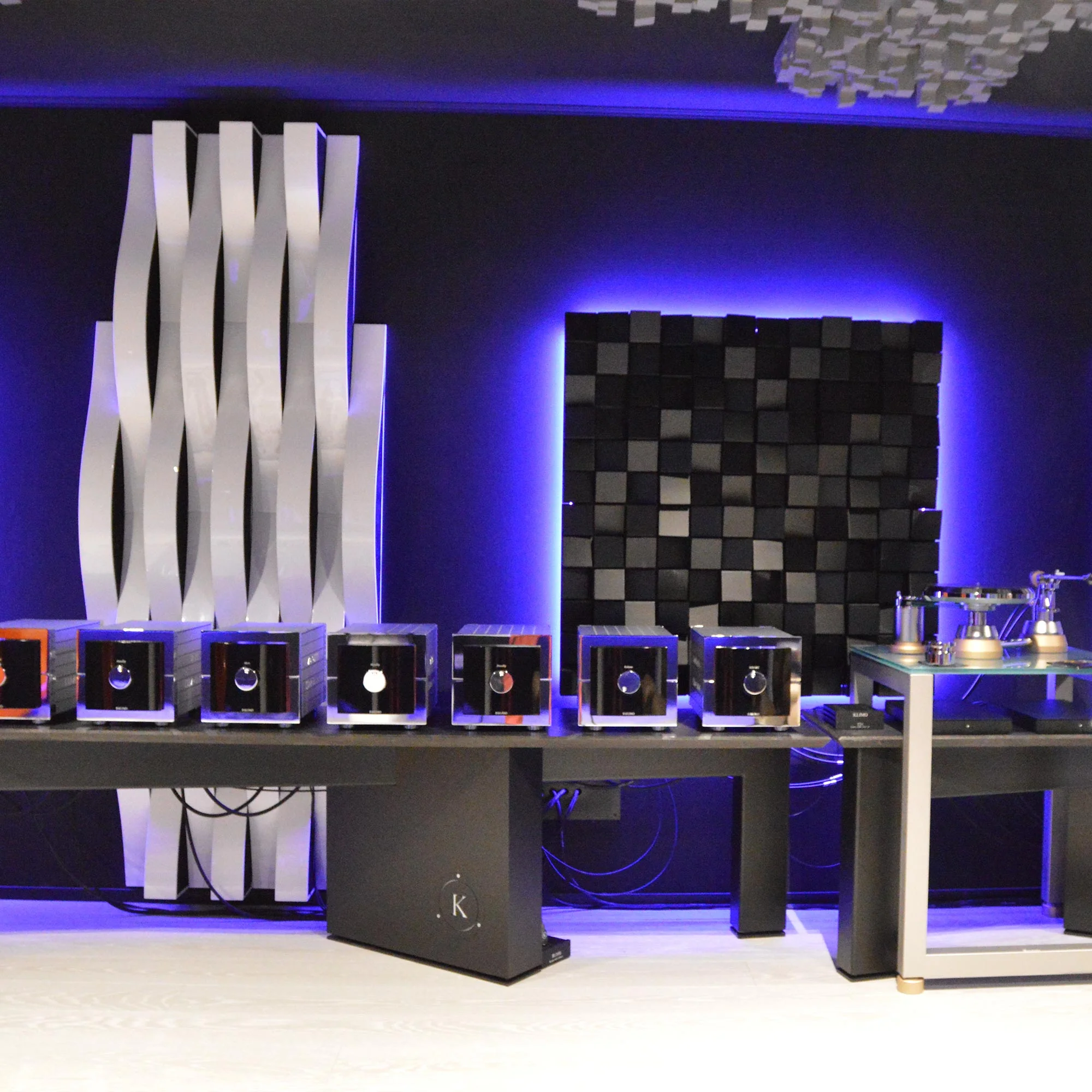 Vicoustic Flexi Wave Ultra 1190 Acoustic Panels - GreshamTech