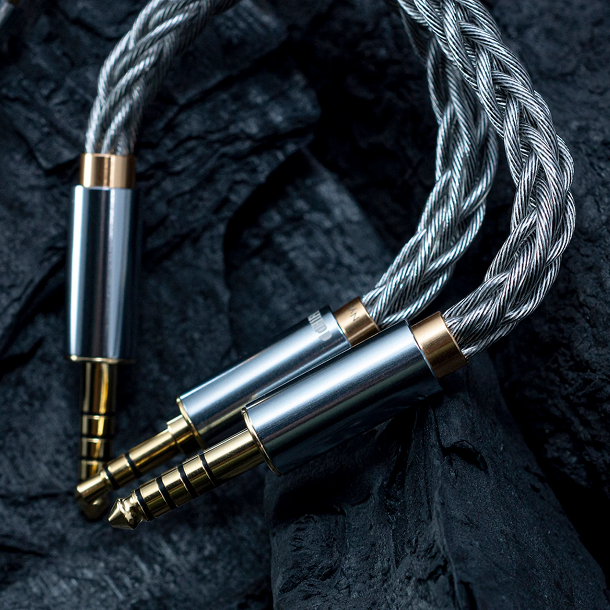 ddHiFi BC35B 3.5mm to 3.5mm Audio Cable (Nyx Series Products) - GreshamTech