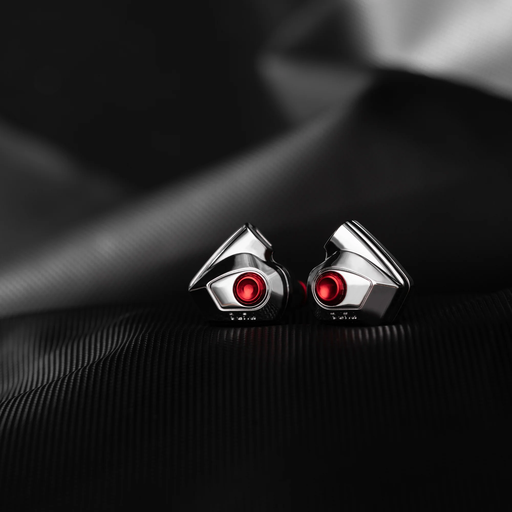 DUNU Titan S2 In-Ear Earphones - GreshamTech