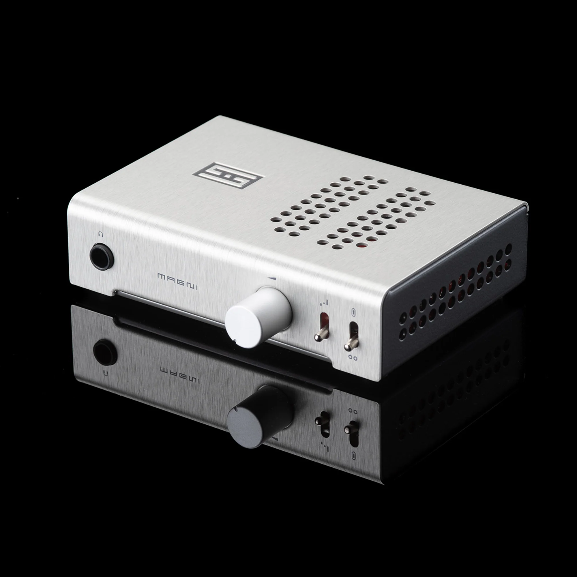Schiit Audio Magni Unity Headphone Amplifier - GreshamTech