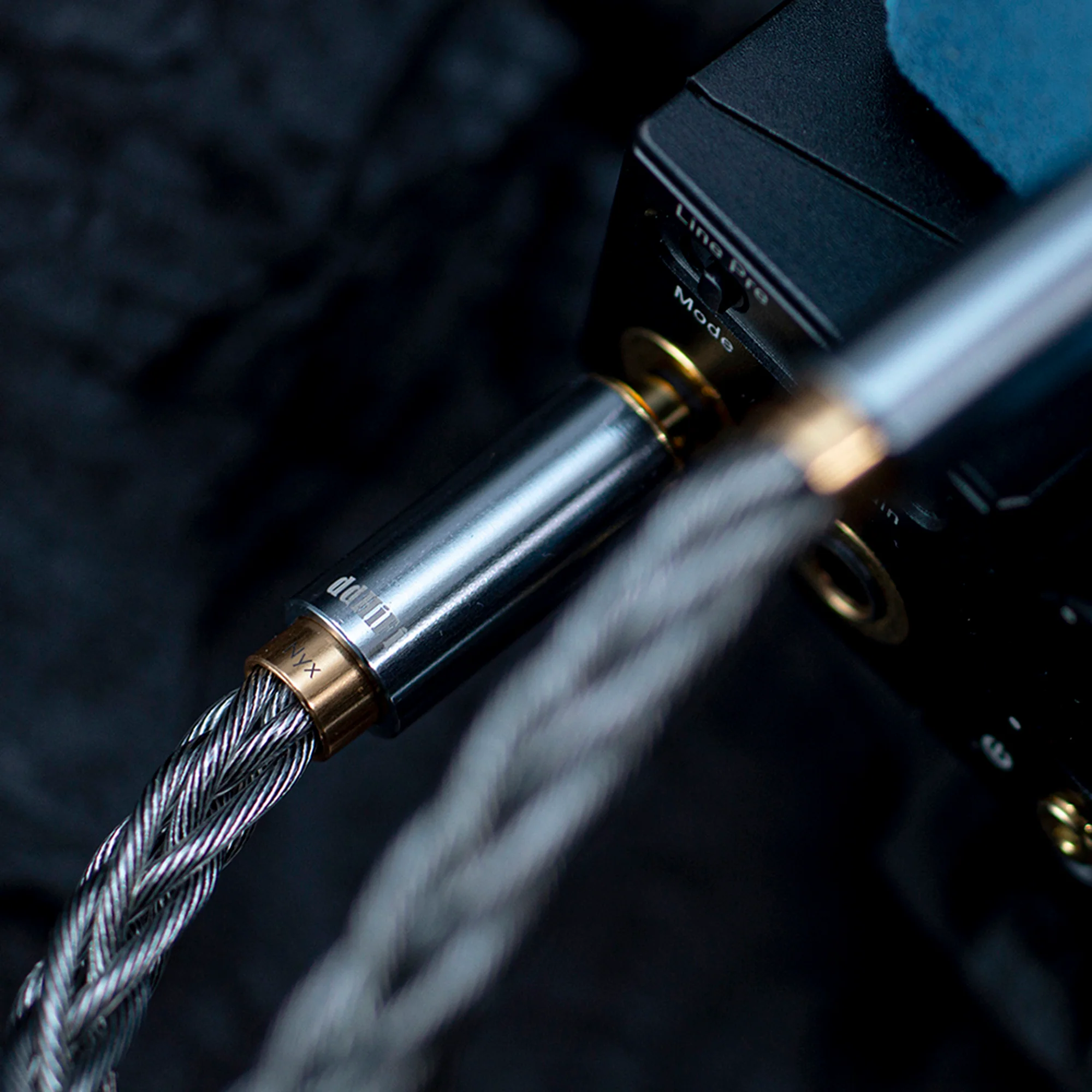 ddHiFi BC35B 3.5mm to 3.5mm Audio Cable (Nyx Series Products) - GreshamTech