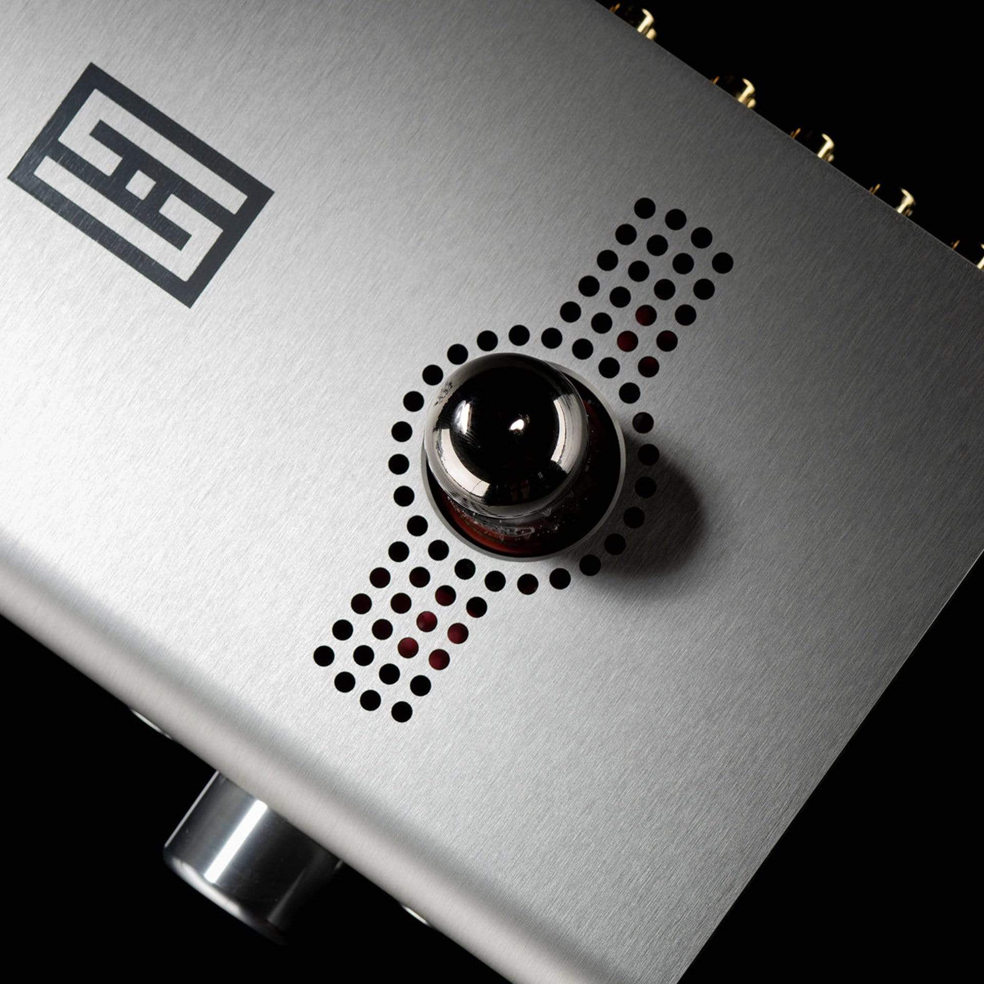 Schiit Audio Saga + Stereo Pre-Amplifier - GreshamTech