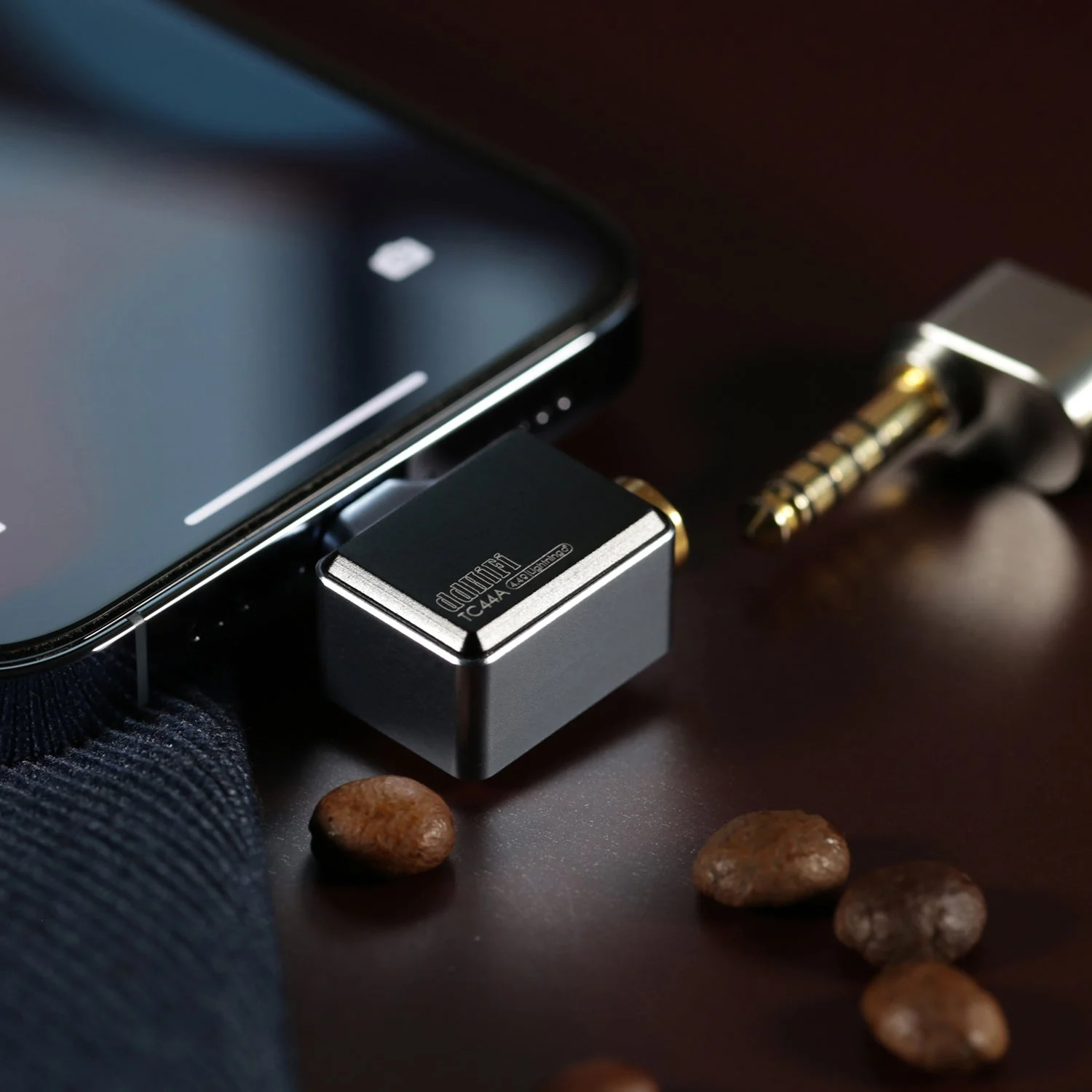 ddHiFi TC44A Lightning to 4.4mm Adapter - GreshamTech