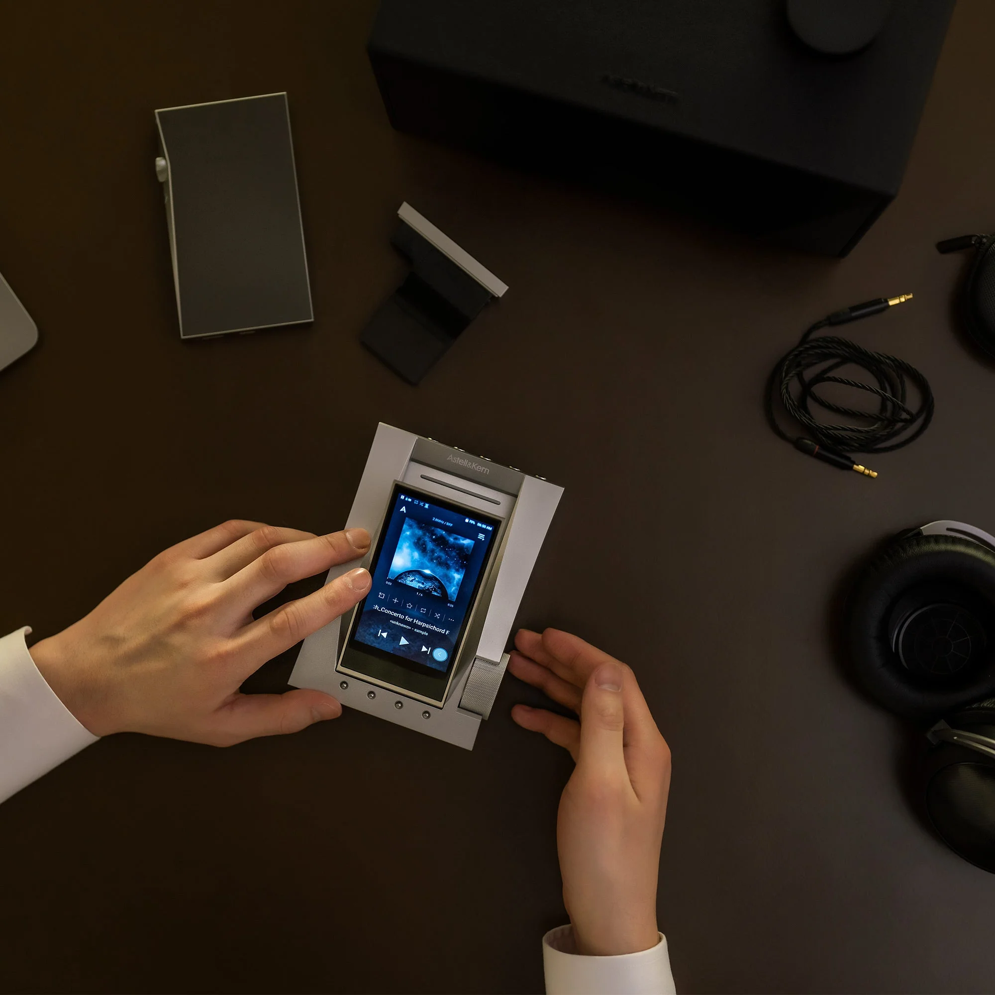 Astell&Kern ACRO CA1000 Desktop Amplifier & DAC - GreshamTech