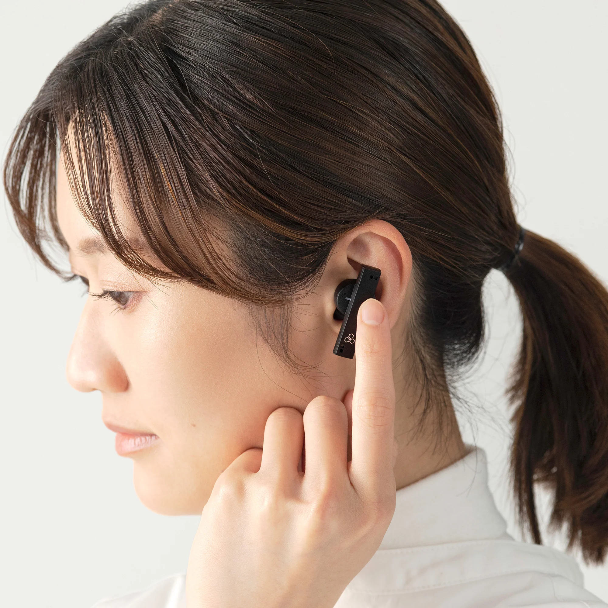 Final ZE8000 Noise-Cancelling True Wireless Earphones - GreshamTech