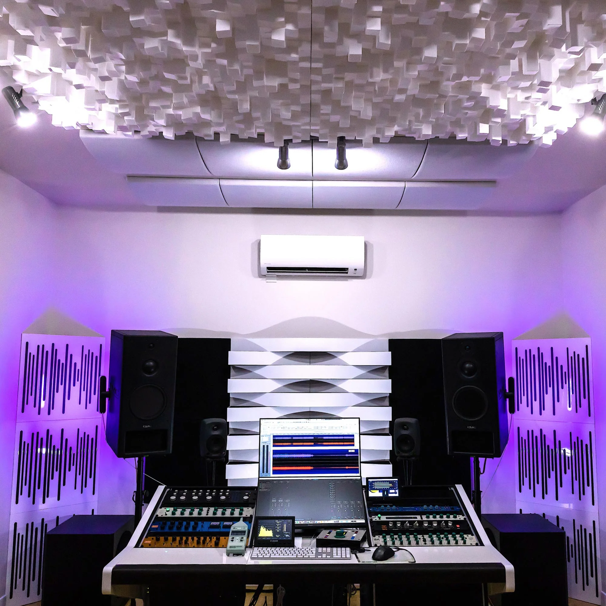 Vicoustic Multifuser DC2 Diffusion Panels - GreshamTech