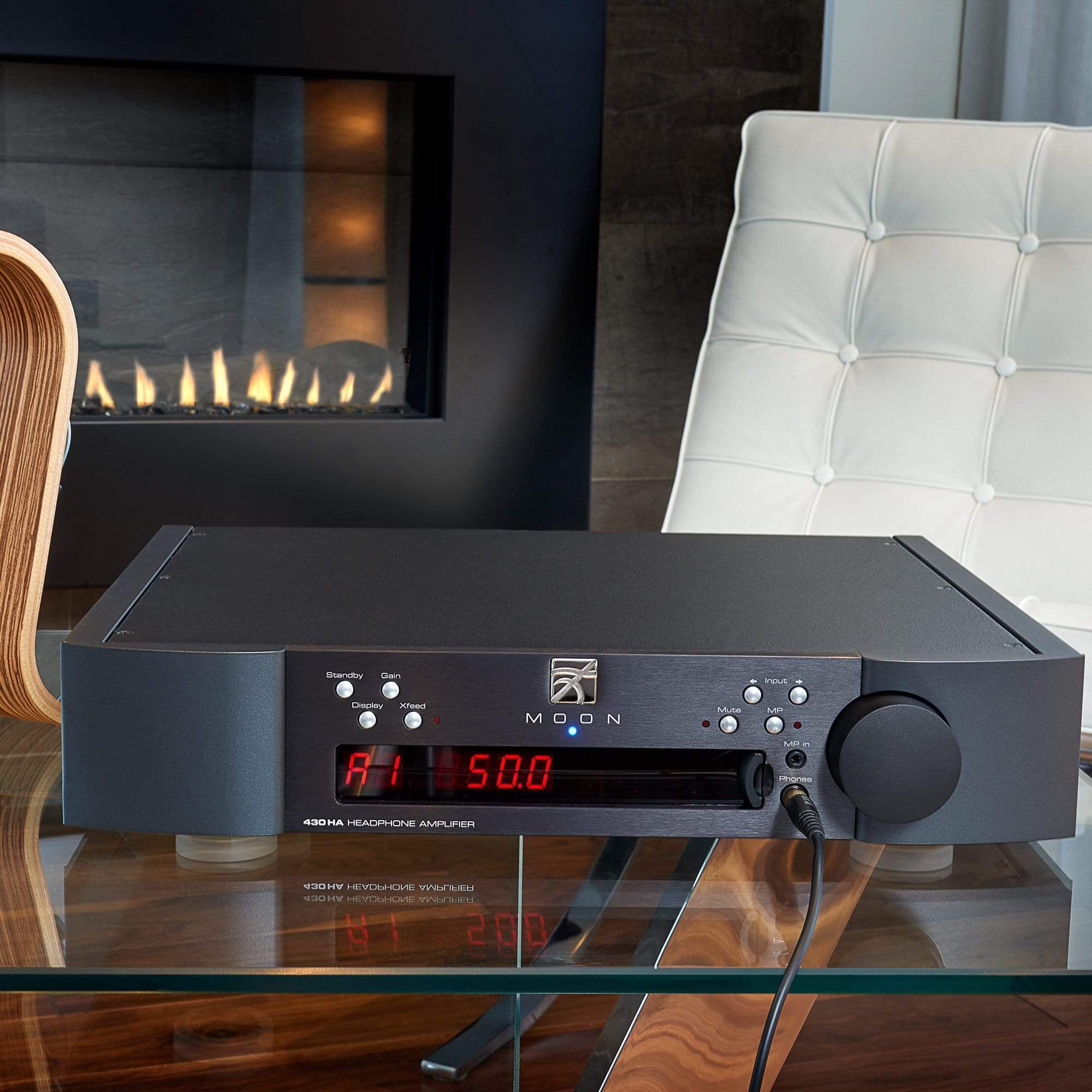 Simaudio MOON 430HA Headphone Amplifier - GreshamTech