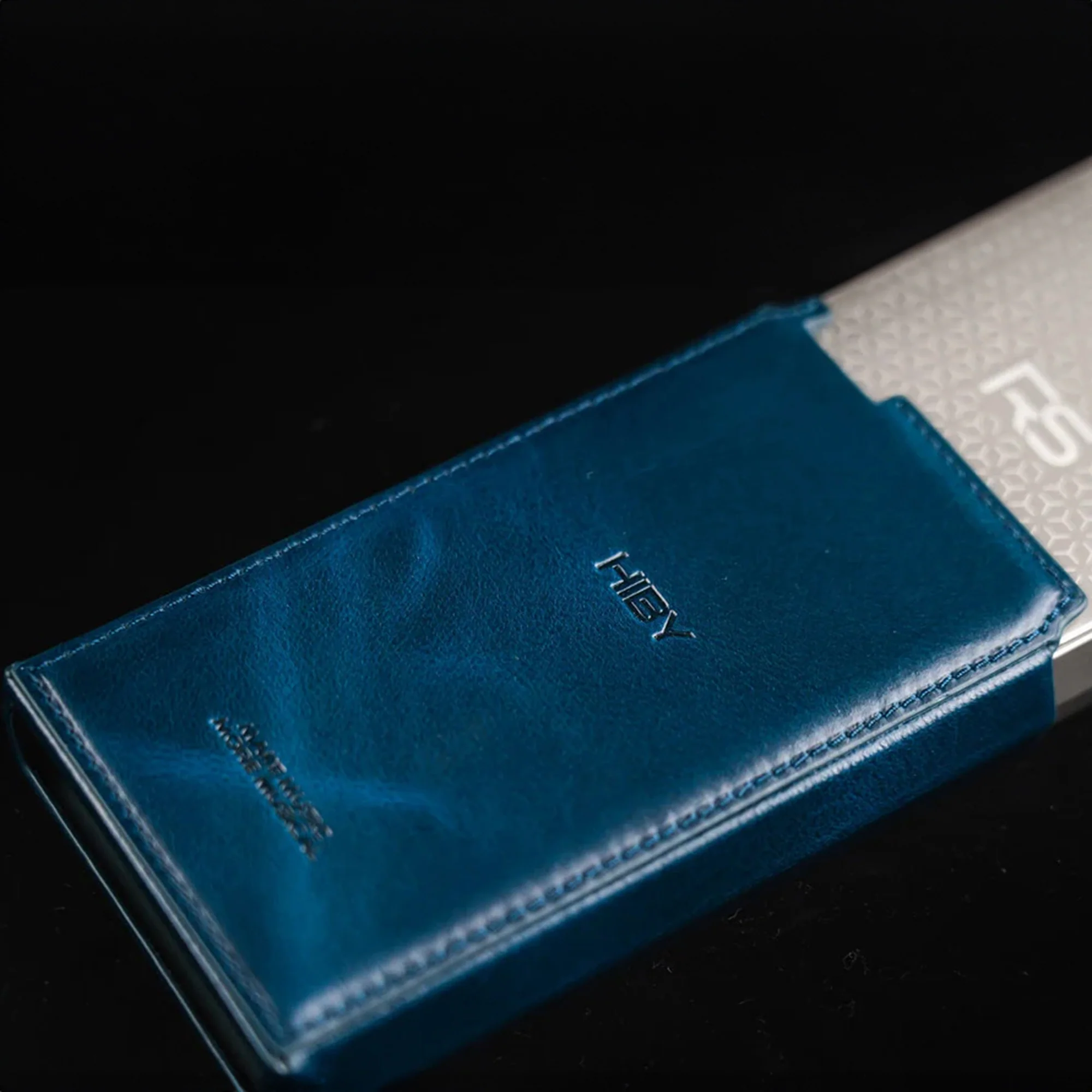 HiBy RS8 Leather Case - GreshamTech