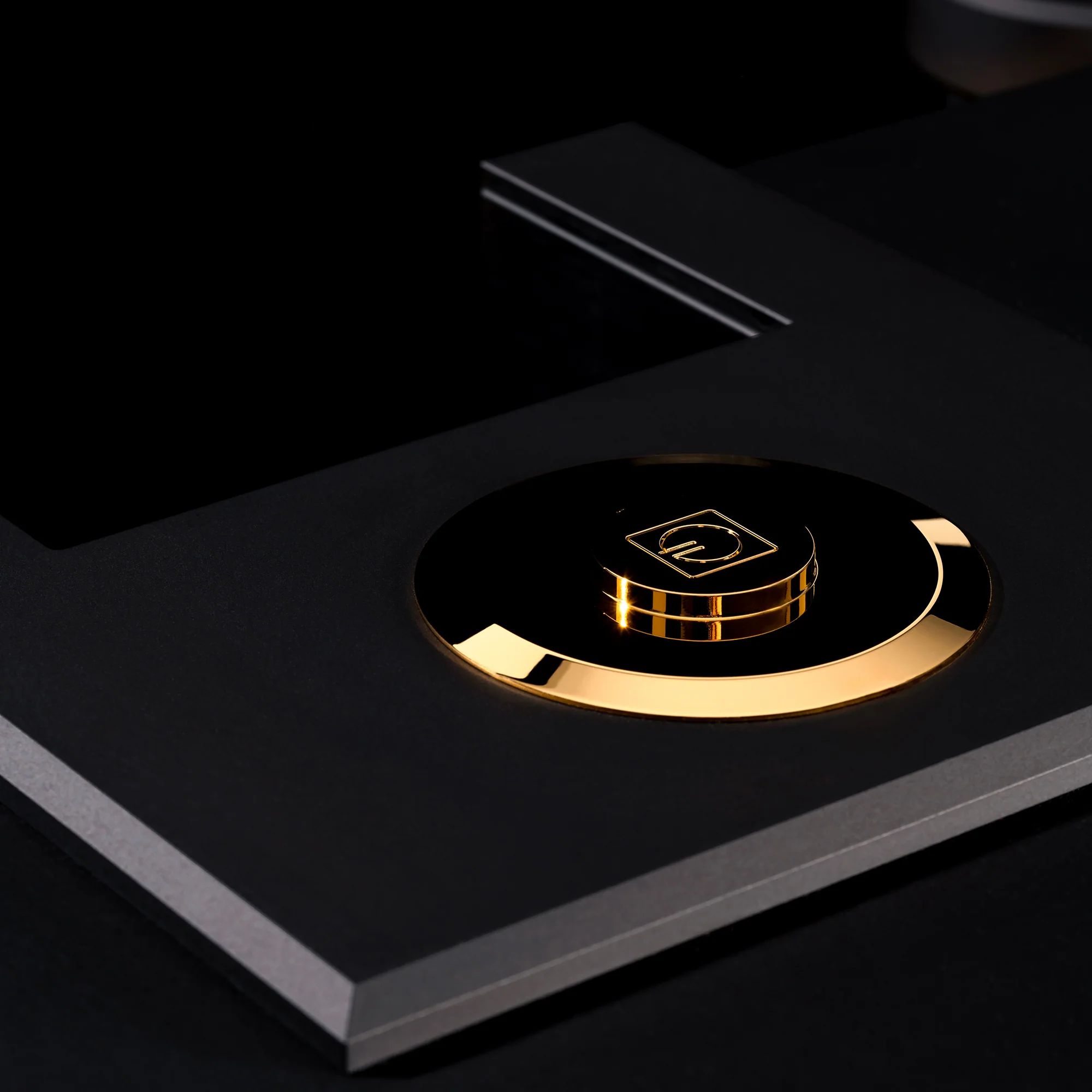 Goldmund EIDOS REFERENCE SACD SACD Player - GreshamTech