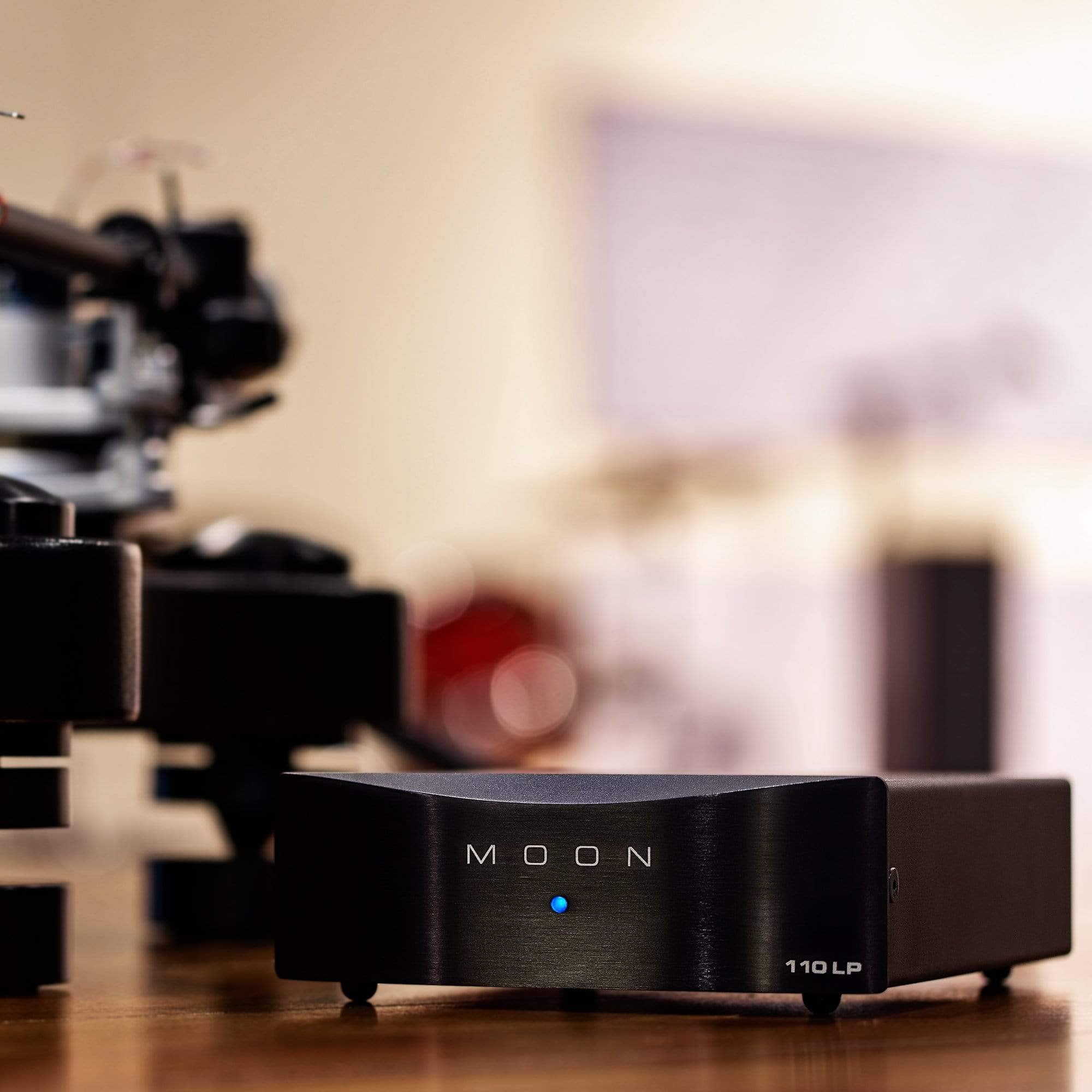 Simaudio MOON 110LP V2 MM/MC Phono Preamplifier - GreshamTech