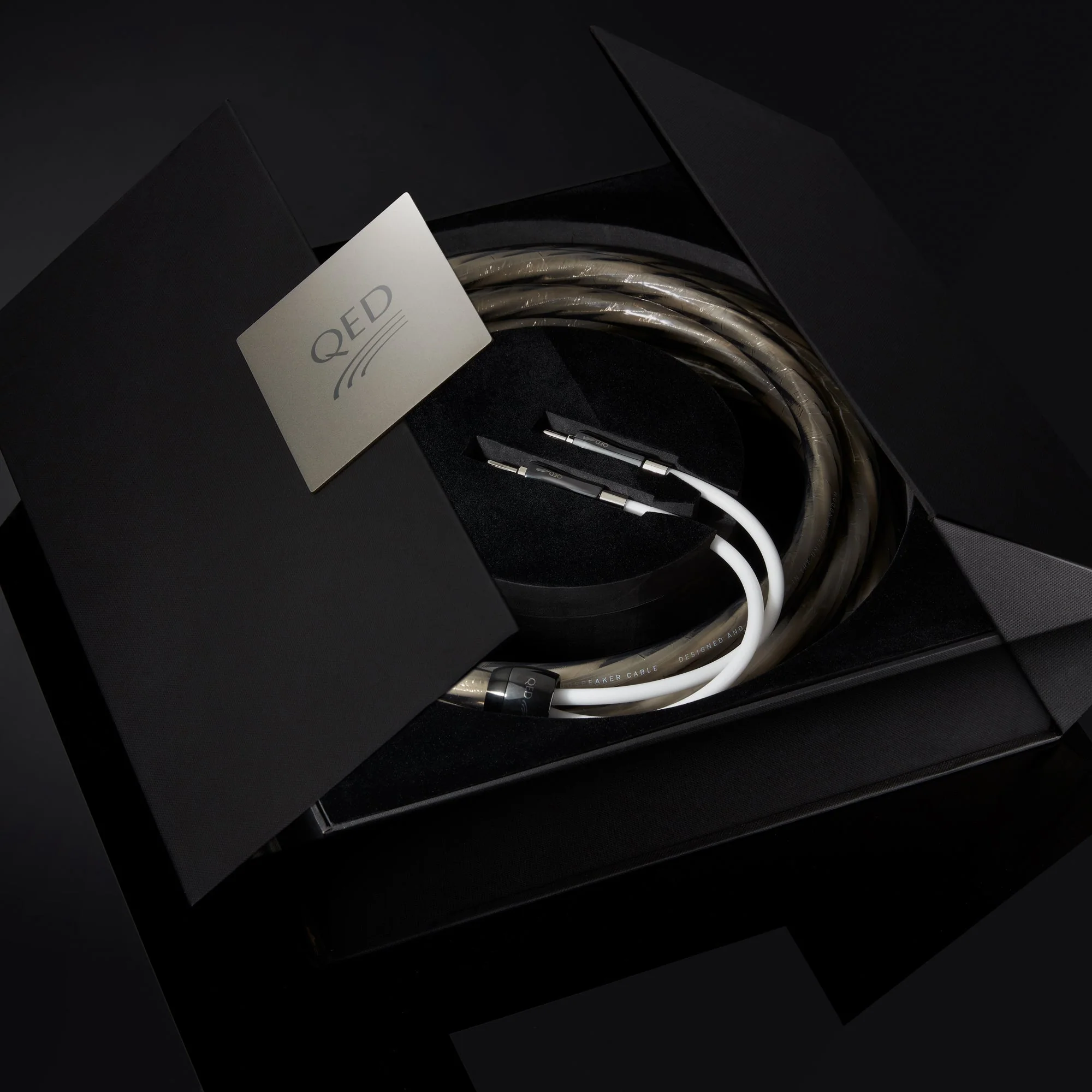 QED Supremus Zr Speaker Cable Banana Pair - GreshamTech