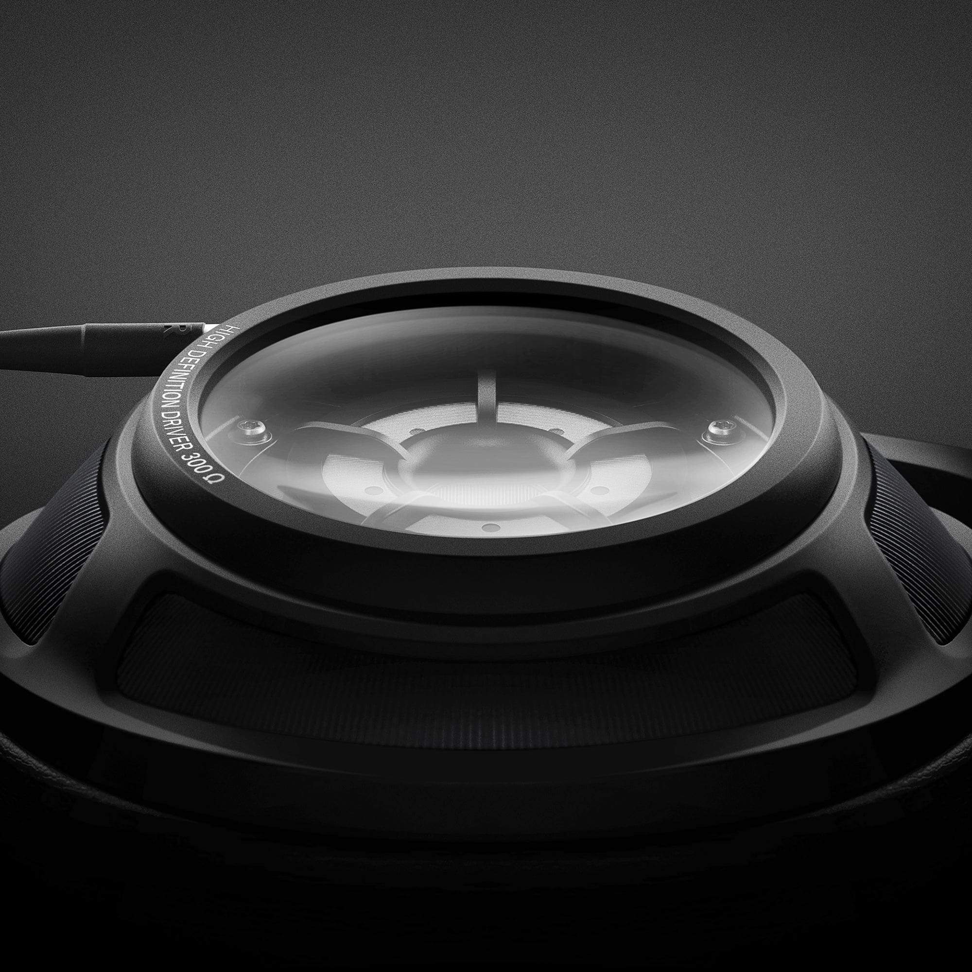 Sennheiser HD820 Closed Back Audiophile Headphones - GreshamTech