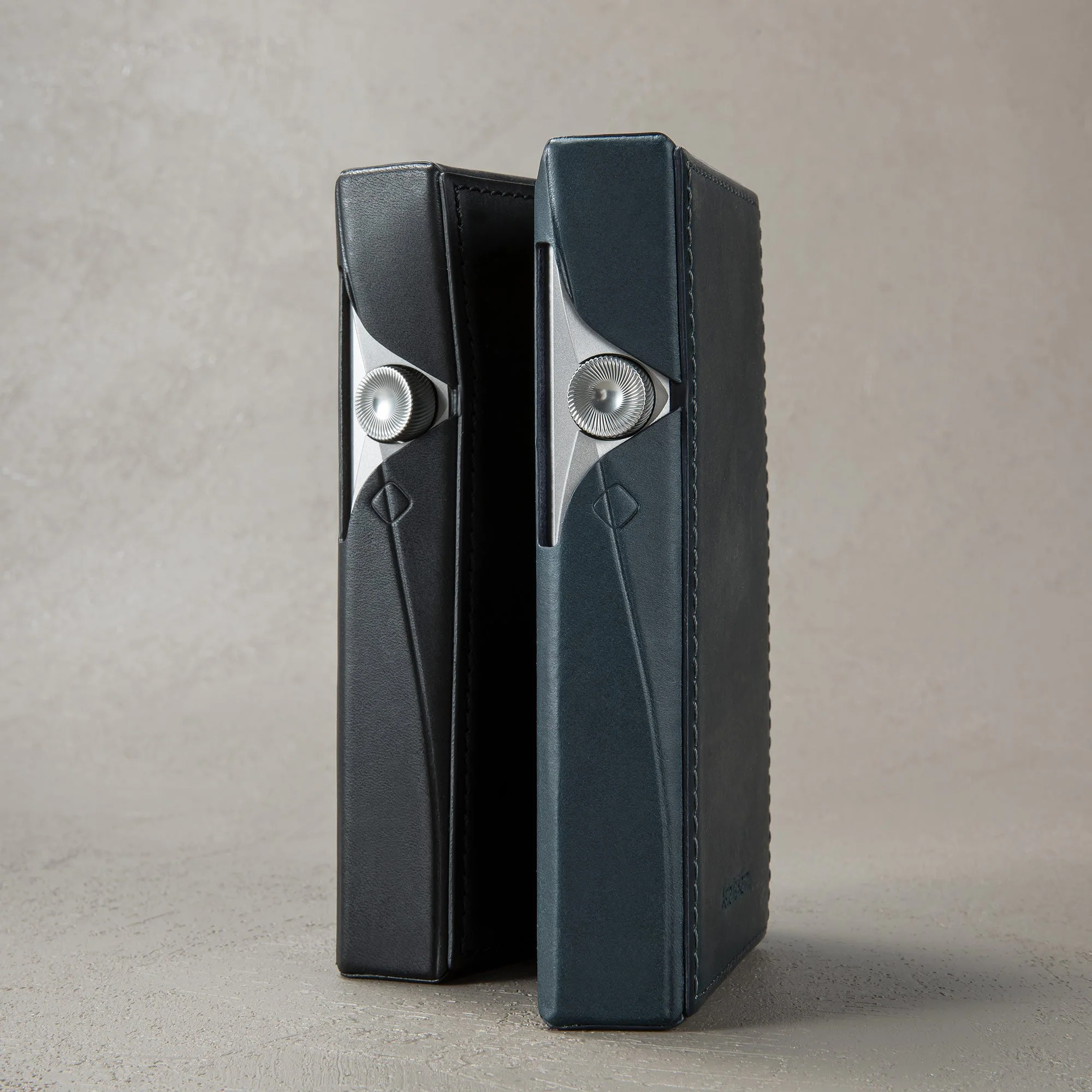 Astell&Kern SE180 Leather Case - GreshamTech