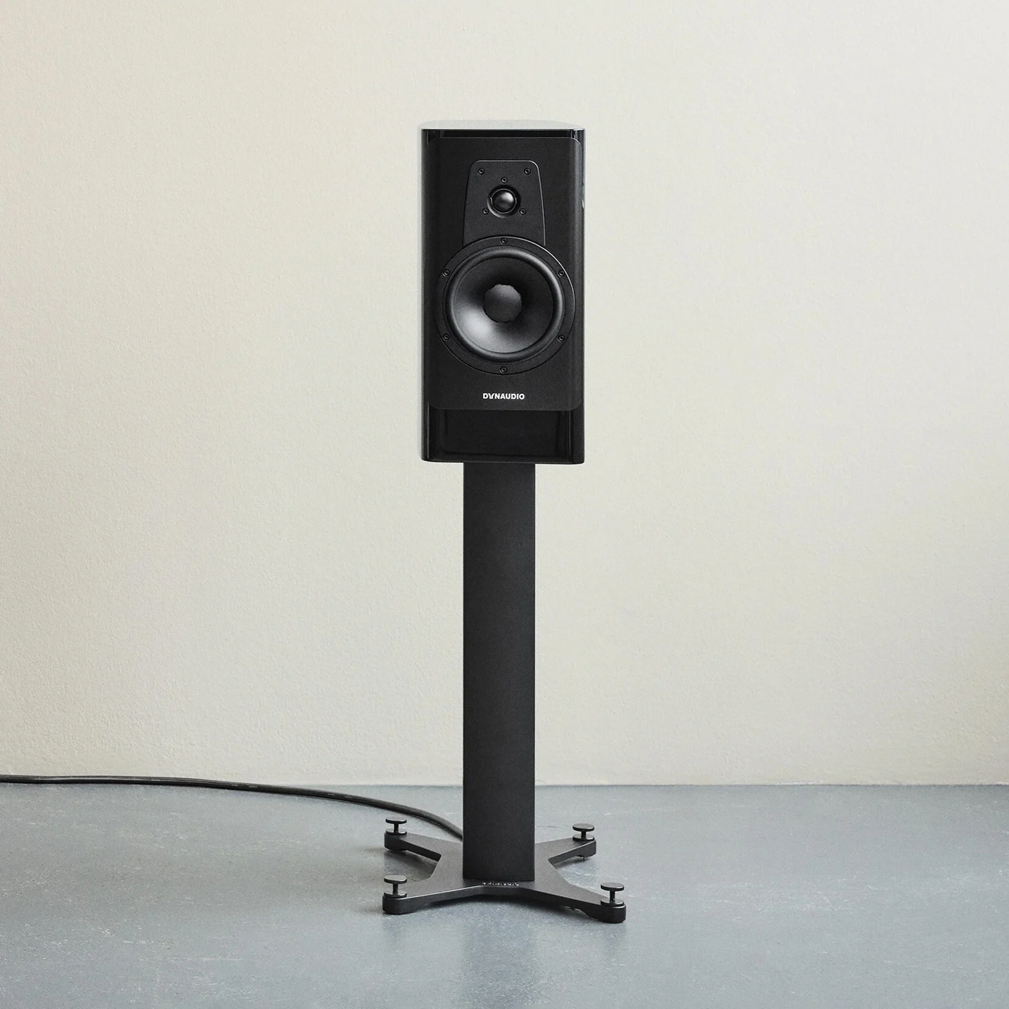Dynaudio Contour 20 Black Edition Standmount Speakers - GreshamTech