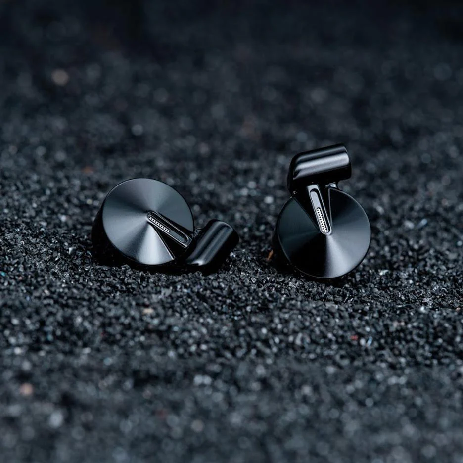DUNU ZEN Dynamic In-Ear Earphones - GreshamTech