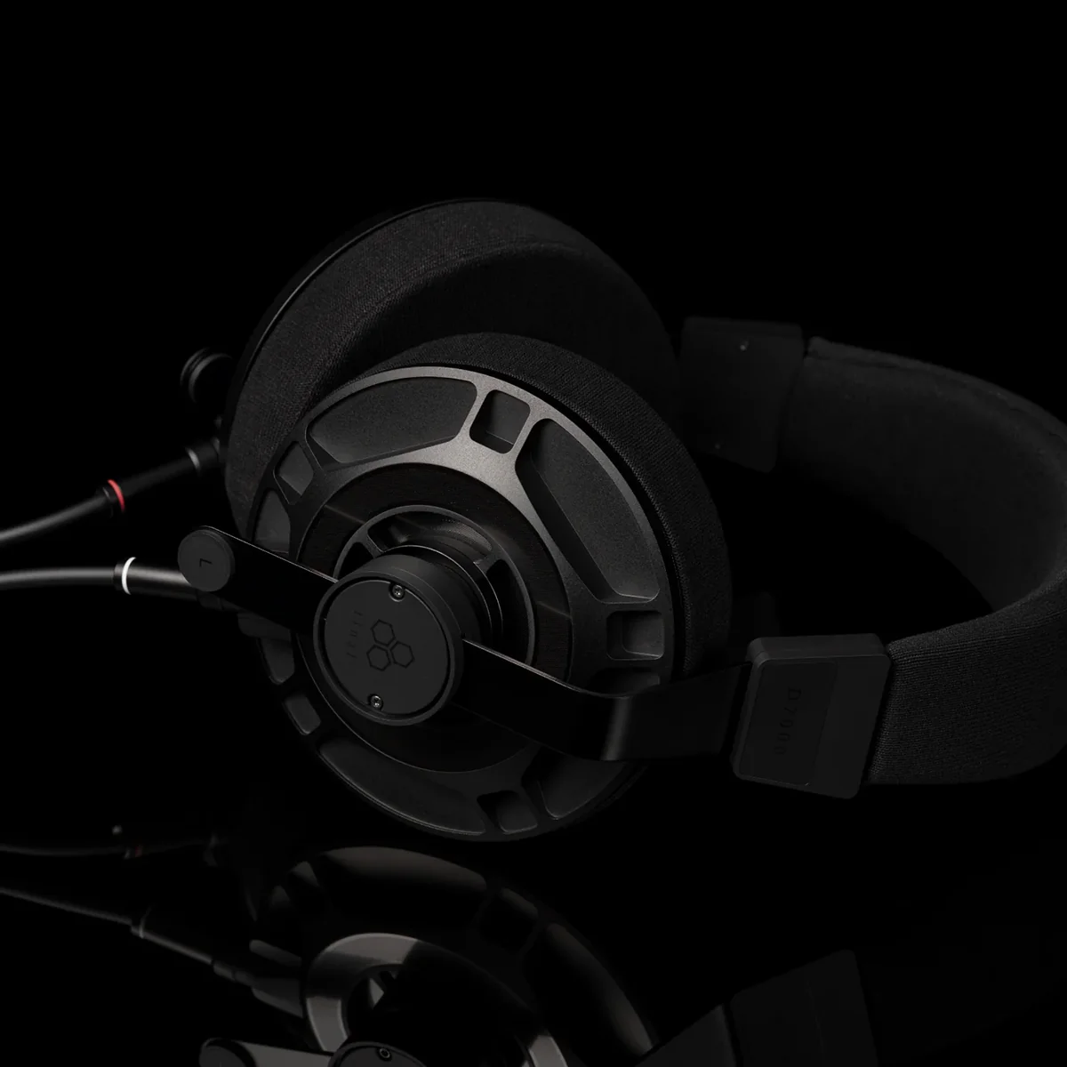 Final Audio D7000 Open Back Planar Headphones - GreshamTech