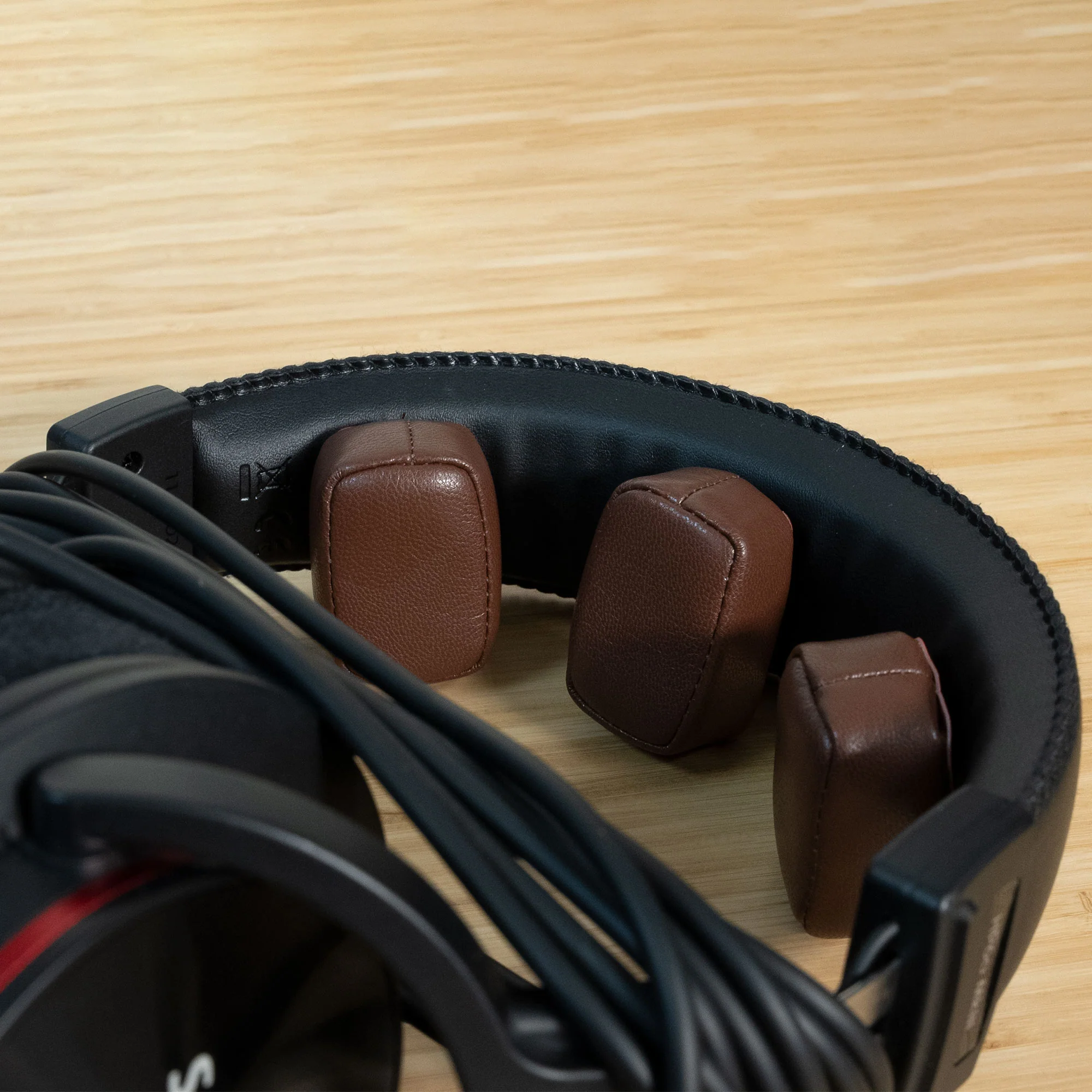 Dekoni Audio Nuggets Universal Headphone Pads - GreshamTech