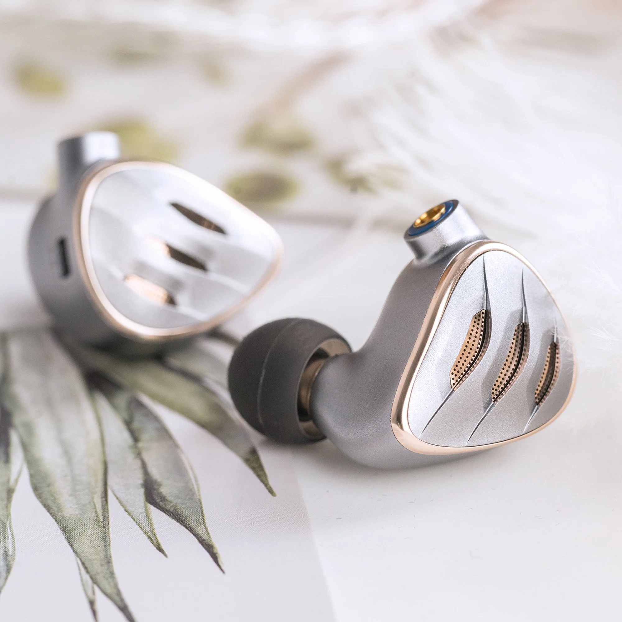 FiiO FH5s In Ear Headphones - GreshamTech