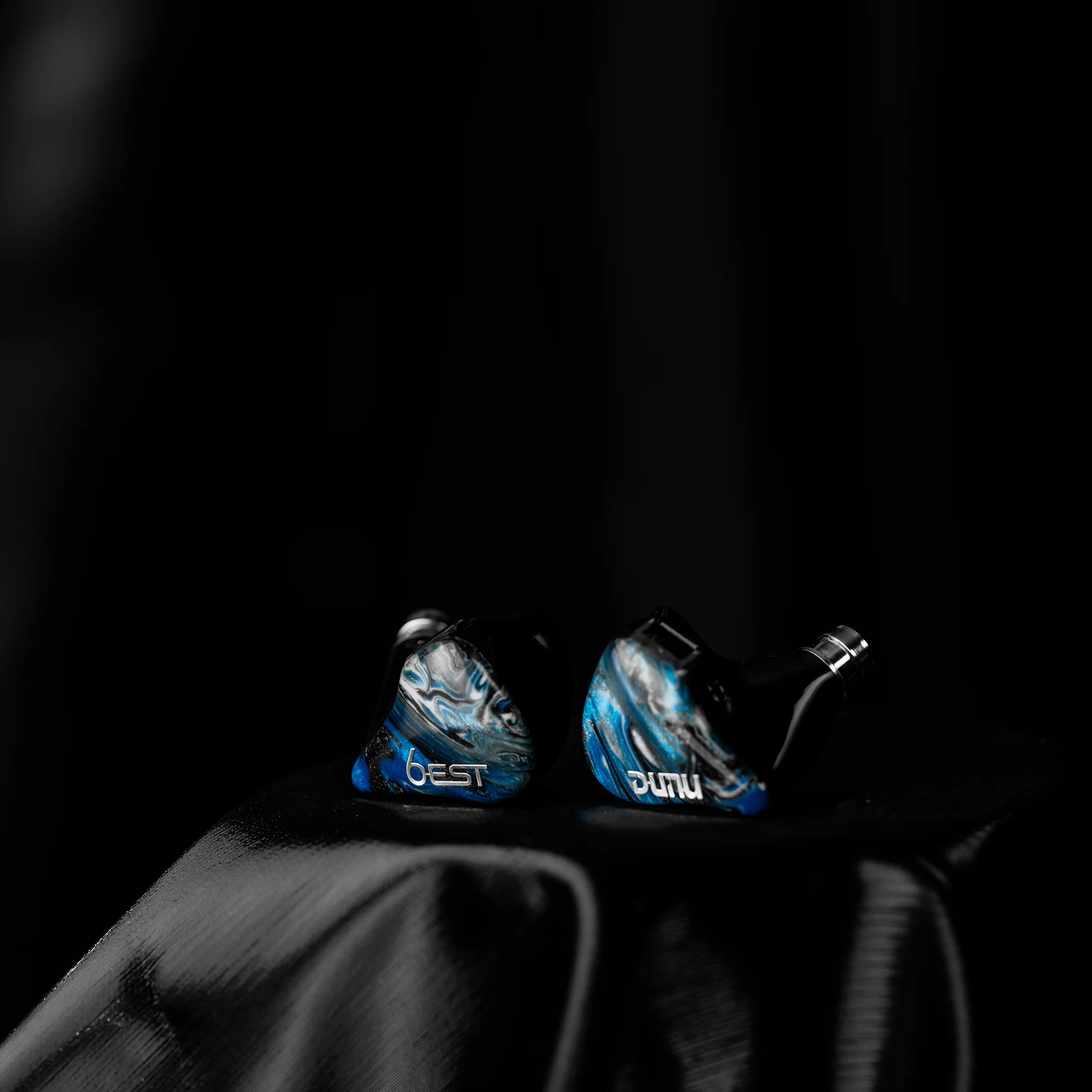 DUNU SA6 EST In-Ear Earphones - GreshamTech