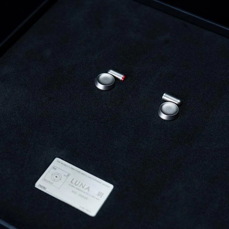 DUNU LUNA Dynamic In-Ear Earphones - GreshamTech