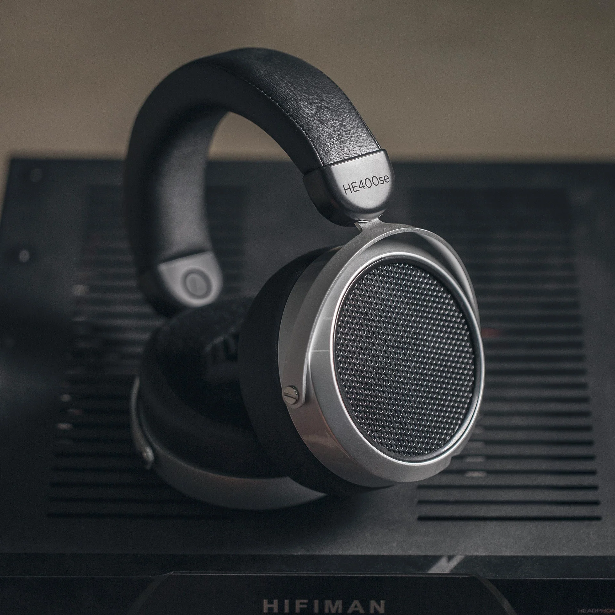 HIFIMAN HE-400SE V2 Planar Magnetic Headphones - GreshamTech