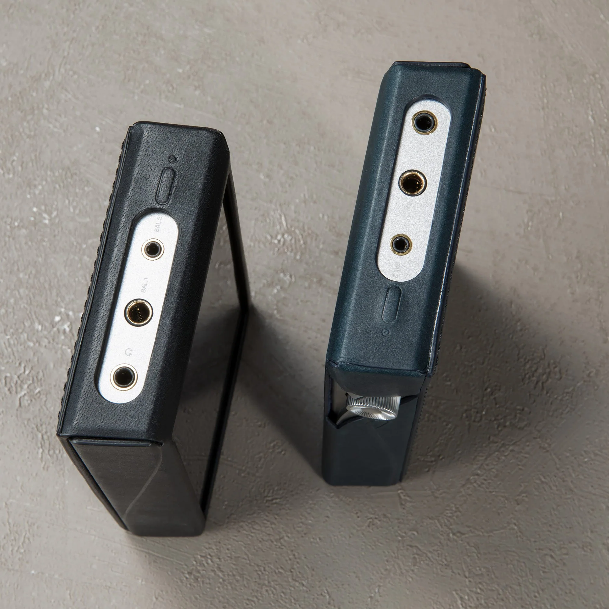 Astell&Kern SE180 Leather Case - GreshamTech