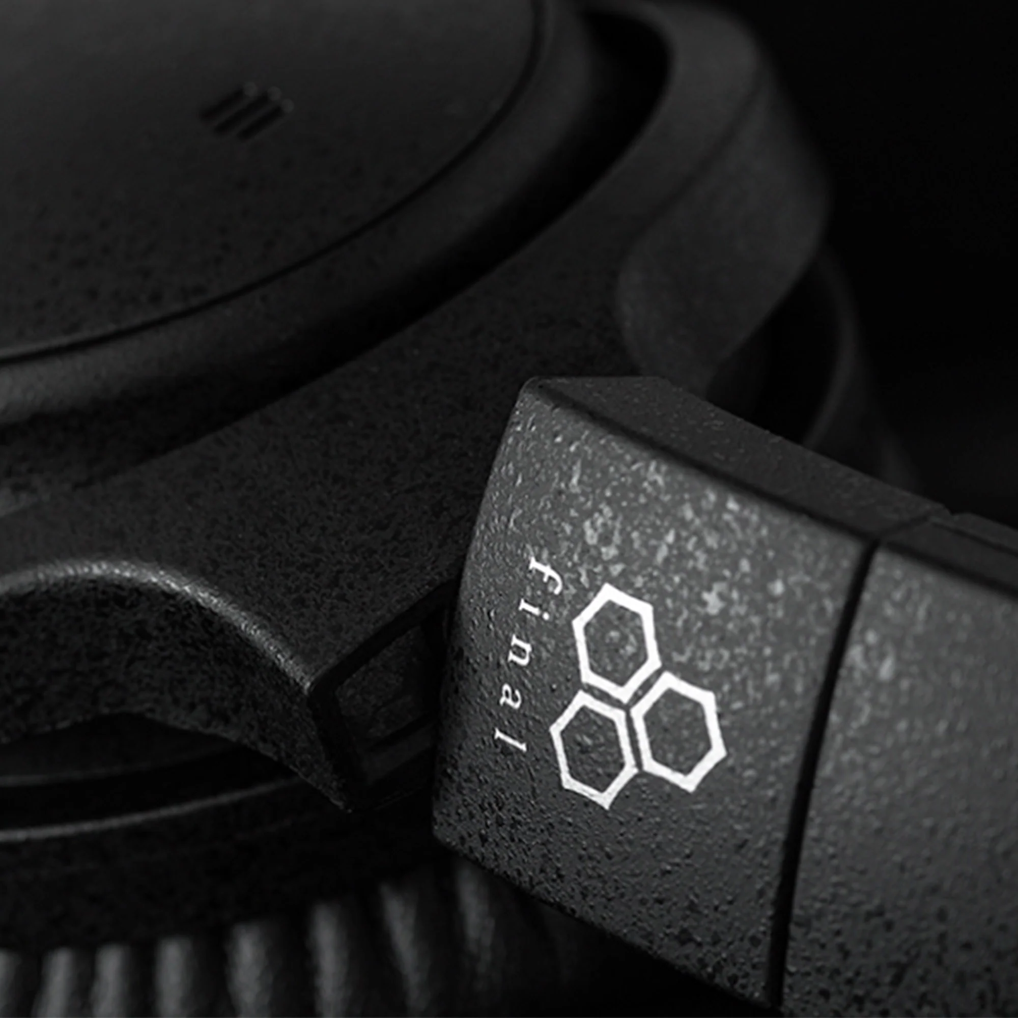 Final Audio UX3000 Wireless Noise Cancelling Headphones - GreshamTech