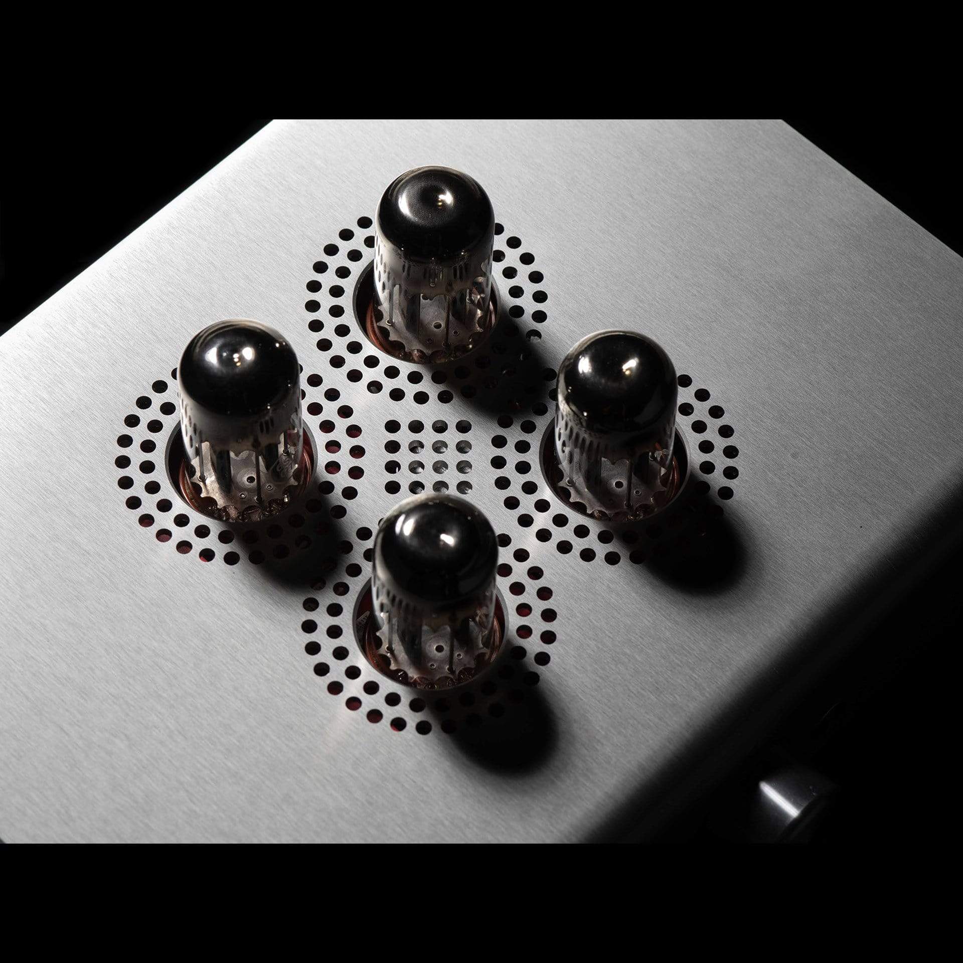 Schiit Audio Freya+ Balanced Stereo Pre-Amplifier - GreshamTech