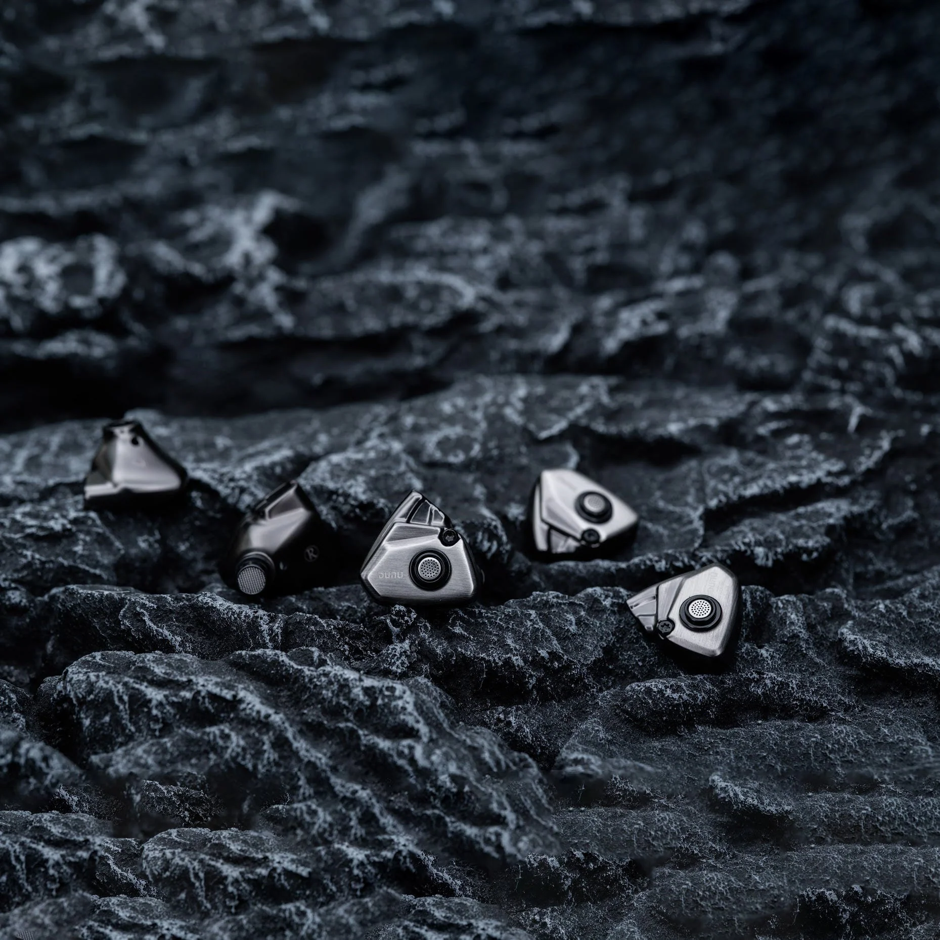 DUNU TITAN S Dynamic In-Ear Earphones - GreshamTech