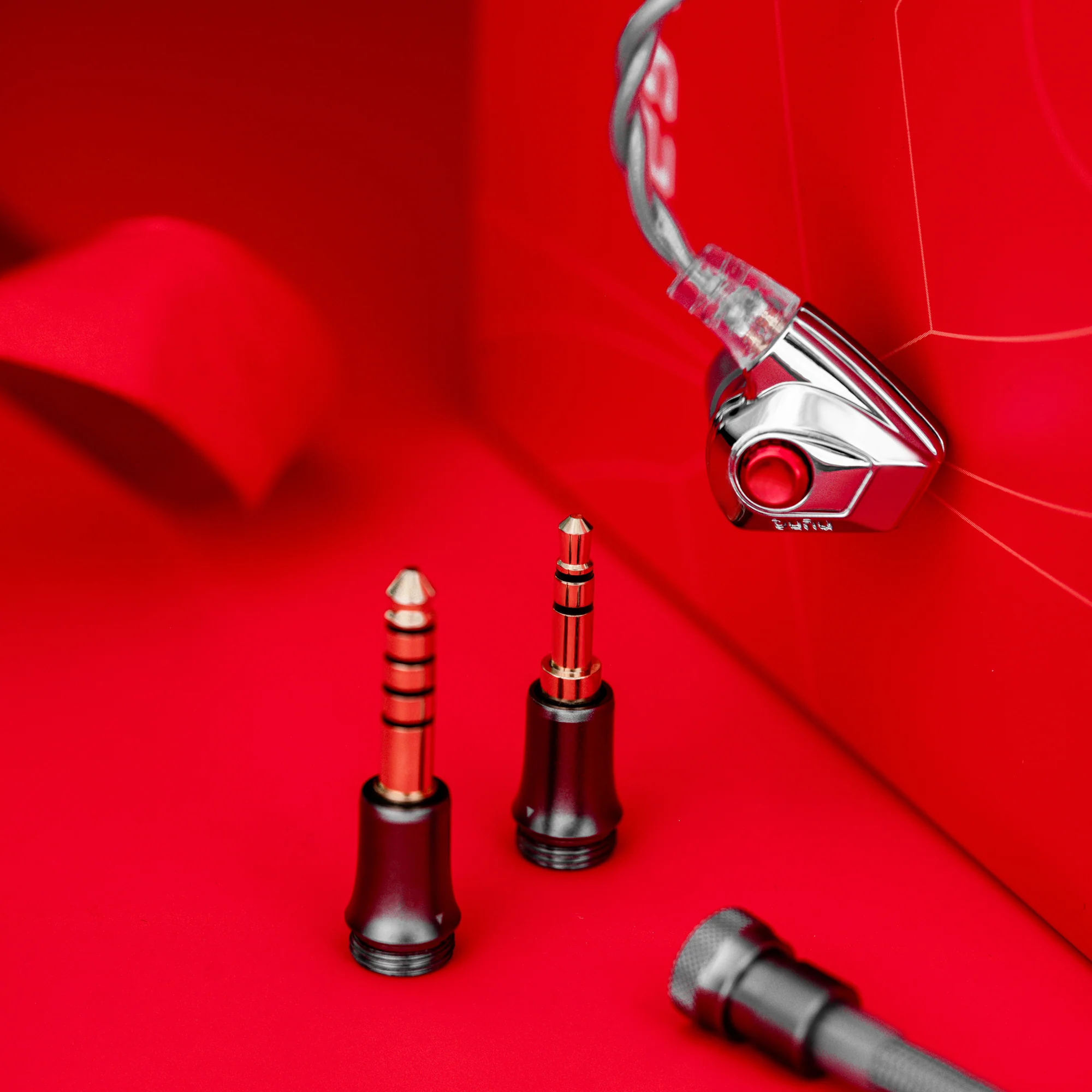 DUNU Titan S2 In-Ear Earphones - GreshamTech