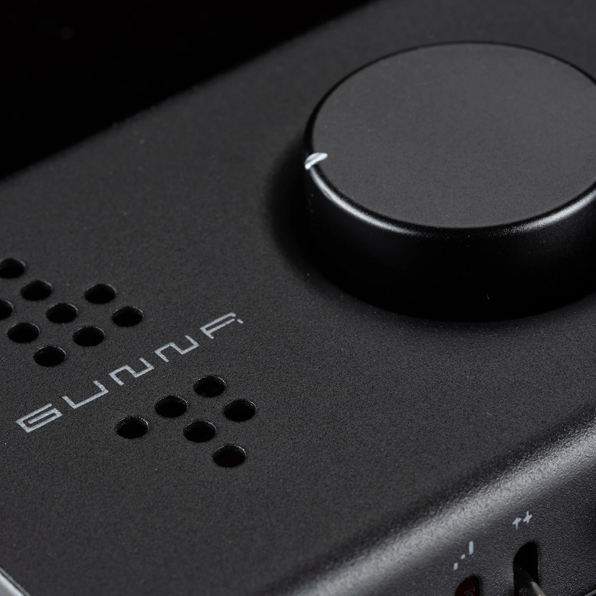 Schiit Audio Gunnr Gaming Headphone Amplifier & DAC - GreshamTech
