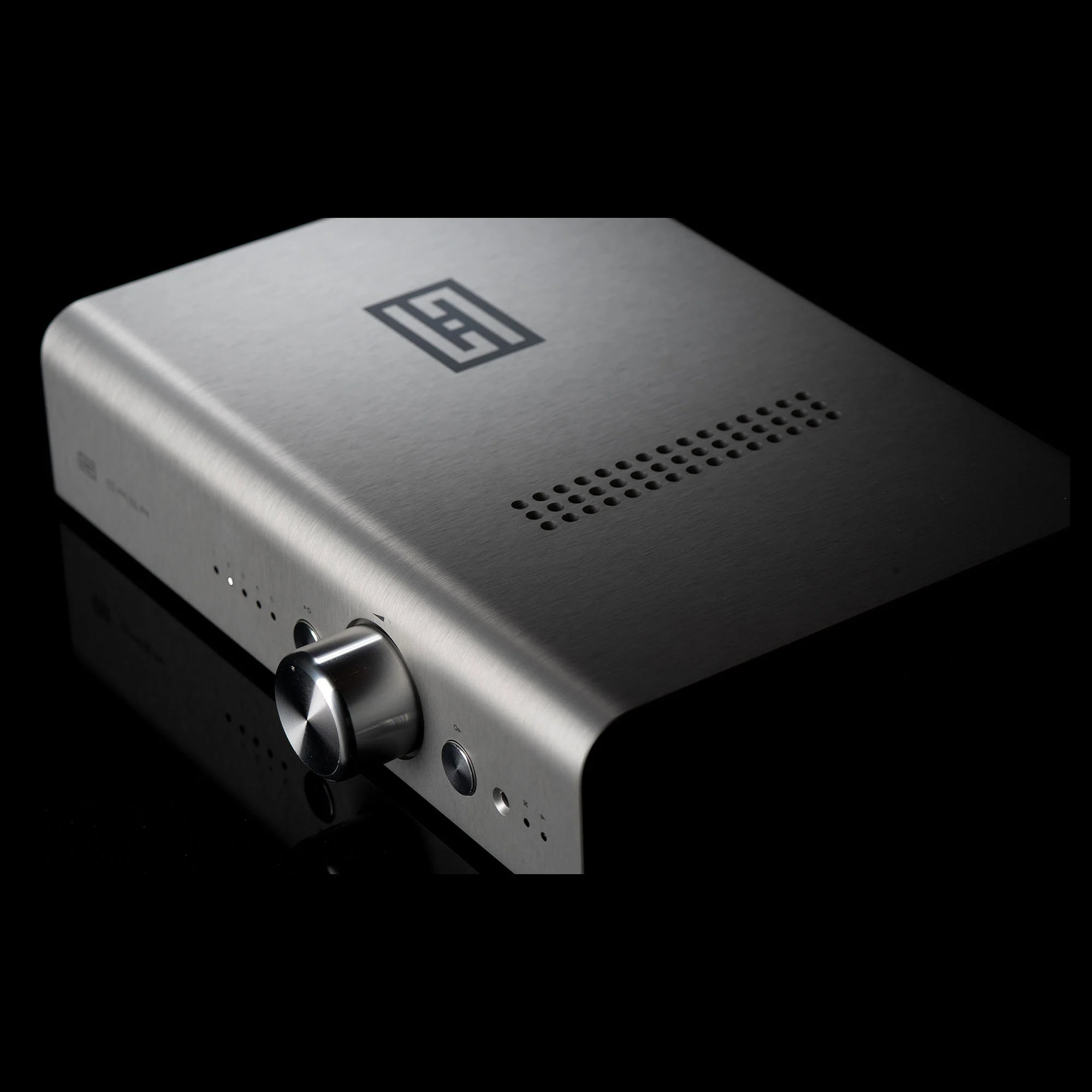 Schiit Audio Saga S Stereo Pre-Amplifier - GreshamTech