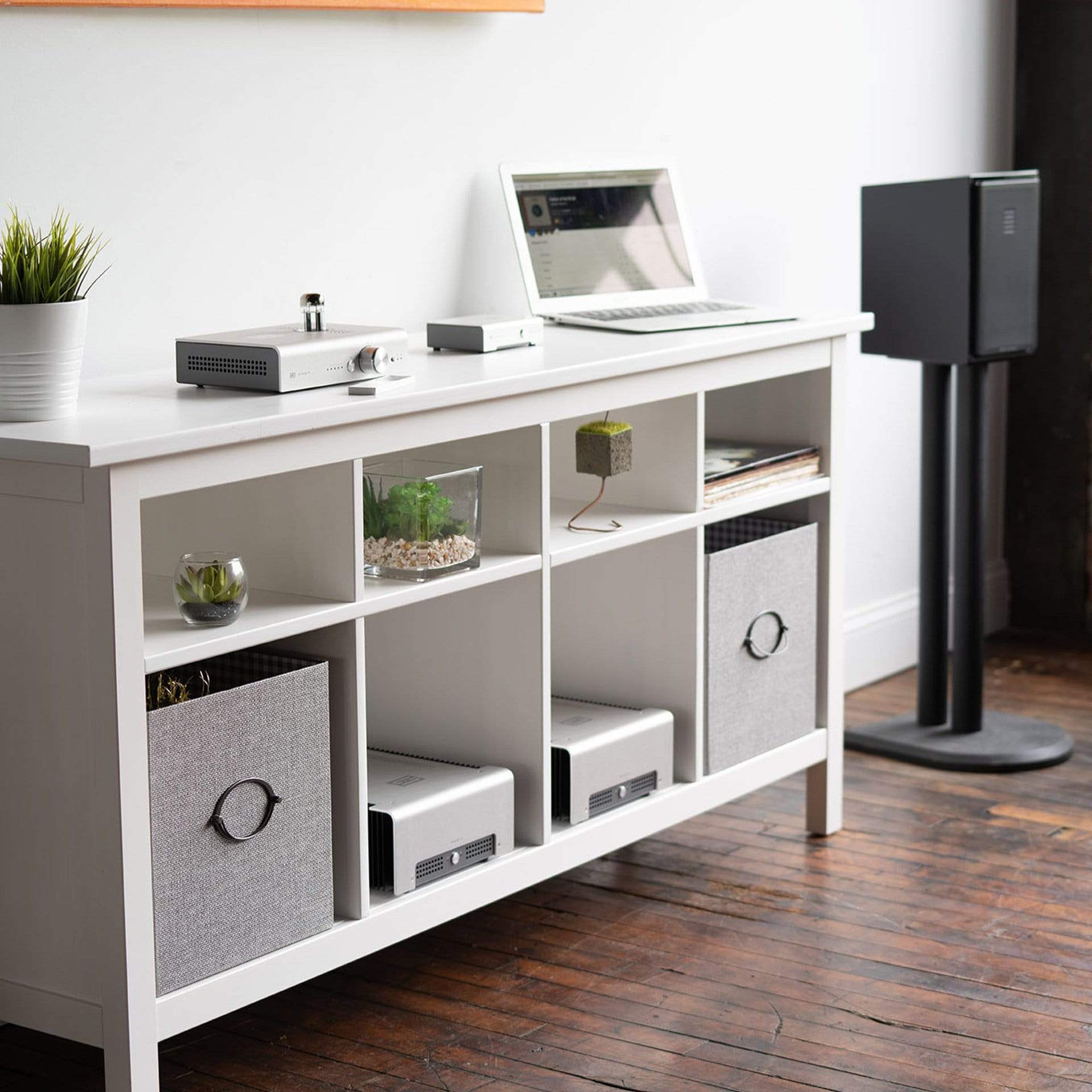 Schiit Audio Saga + Stereo Pre-Amplifier - GreshamTech